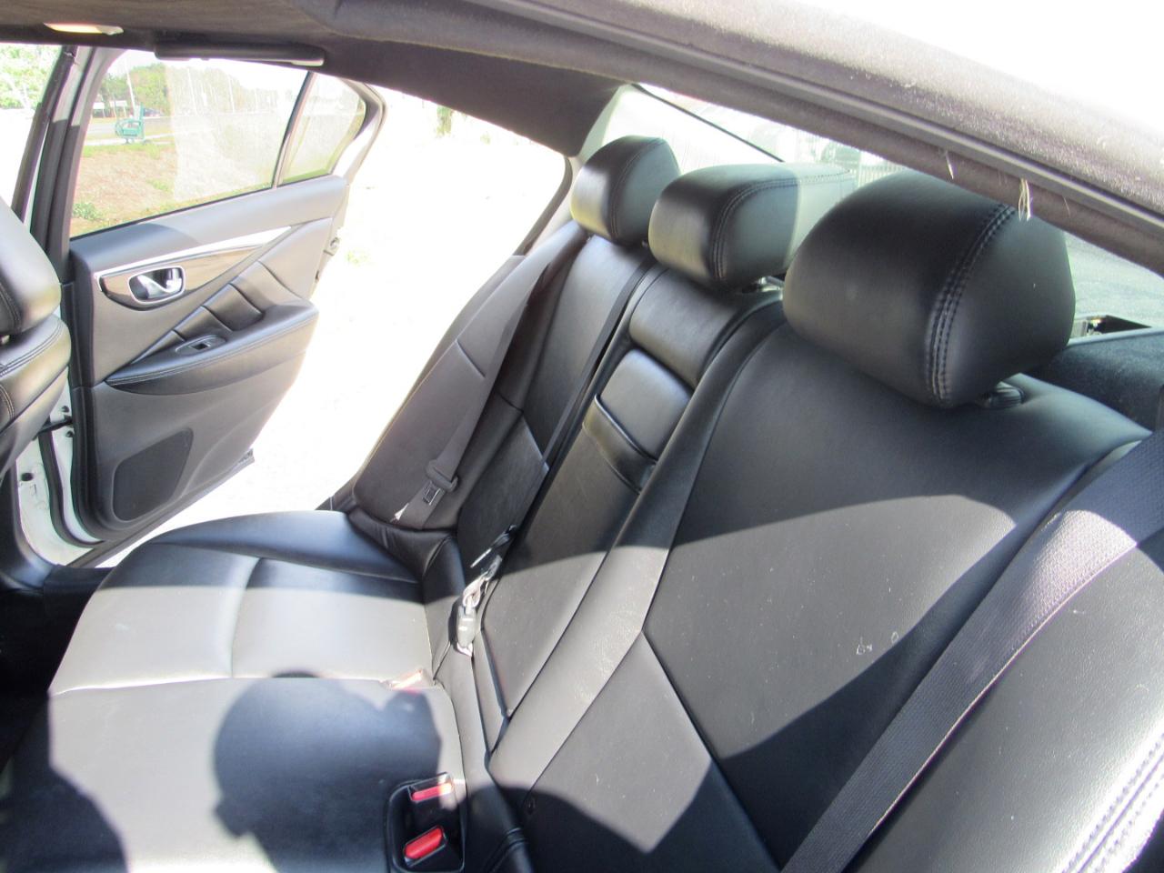 Infiniti Q50 3.0t LUXE RWD 2018