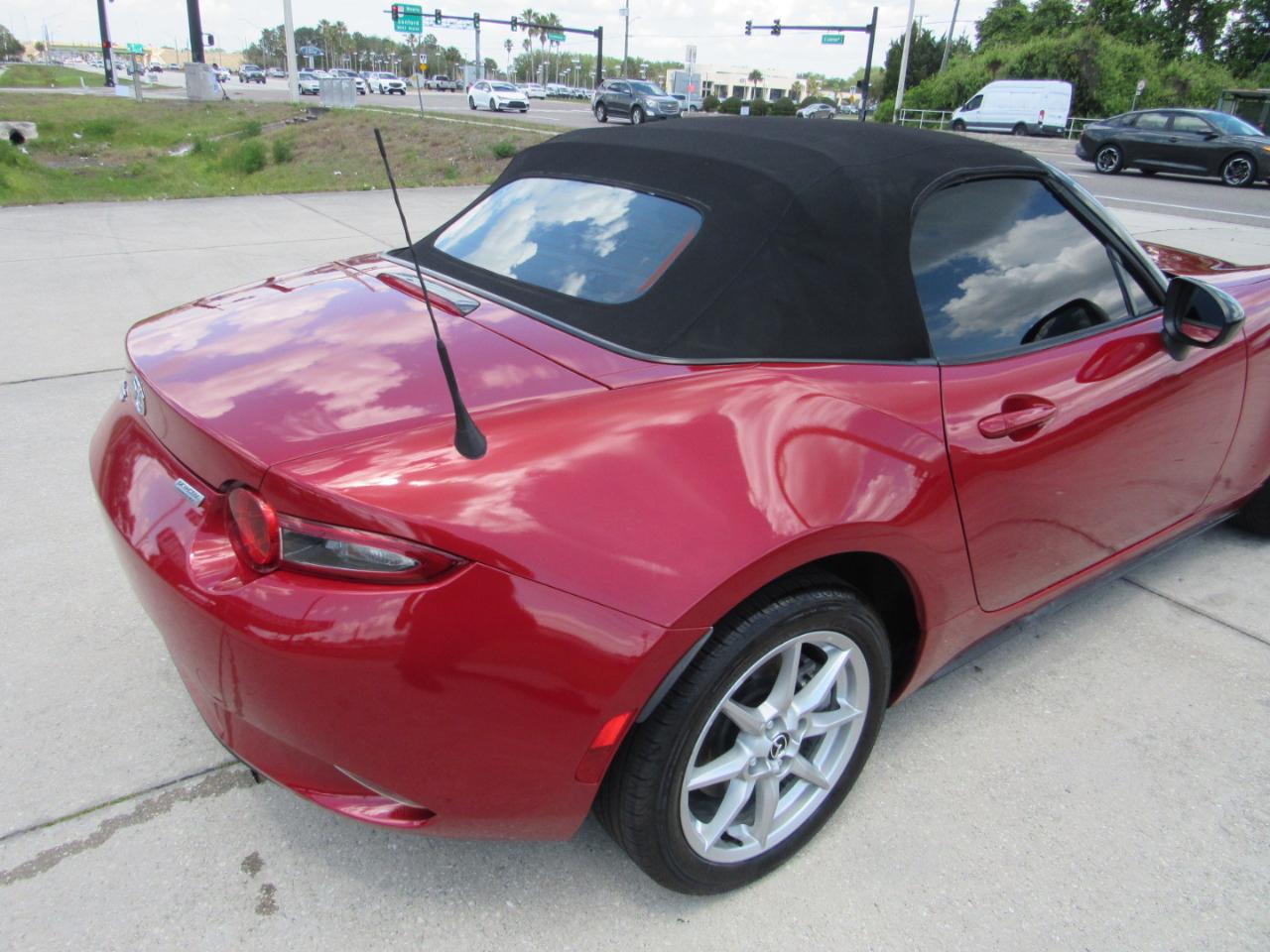 Mazda MX-5 Miata 2dr Conv Man Sport 2016