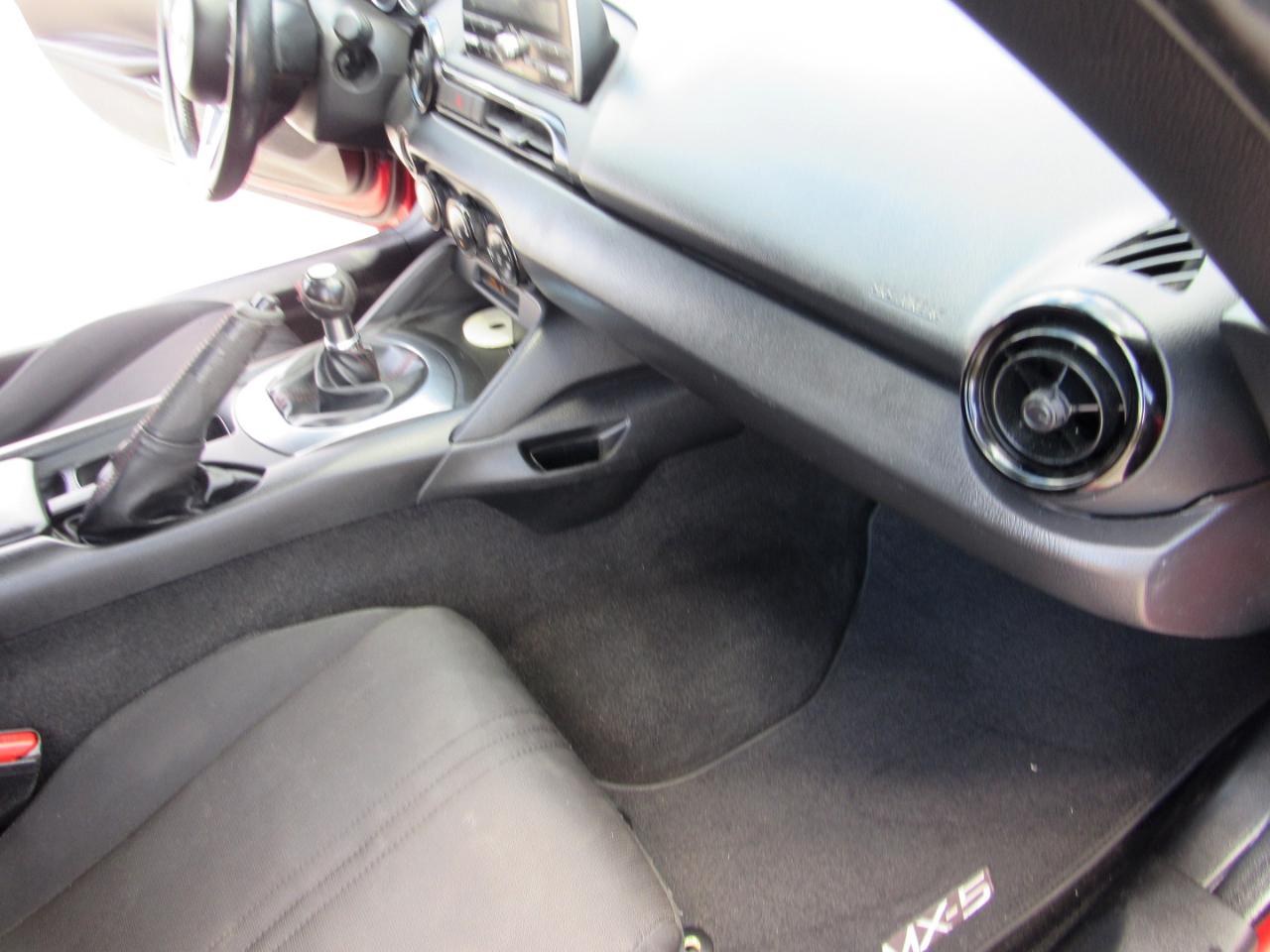 Mazda MX-5 Miata 2dr Conv Man Sport 2016