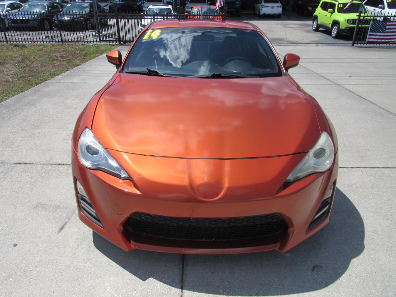 Scion FR-S 2dr Cpe Auto (Natl) 2014