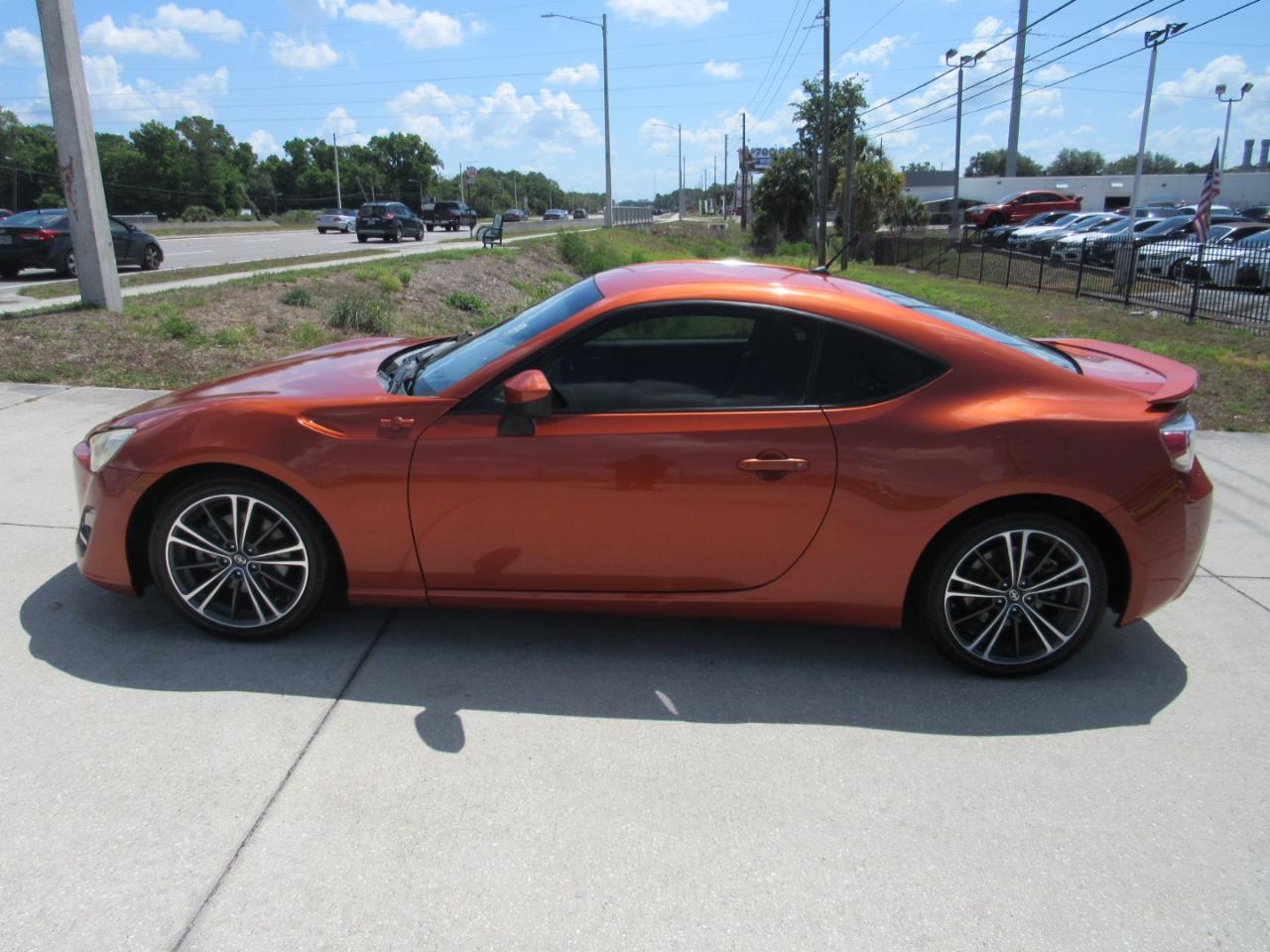 Scion FR-S 2dr Cpe Auto (Natl) 2014