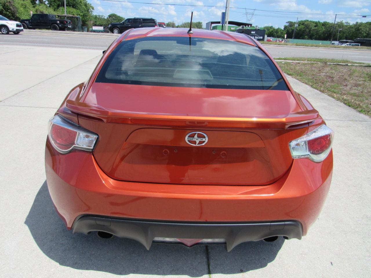 Scion FR-S 2dr Cpe Auto (Natl) 2014