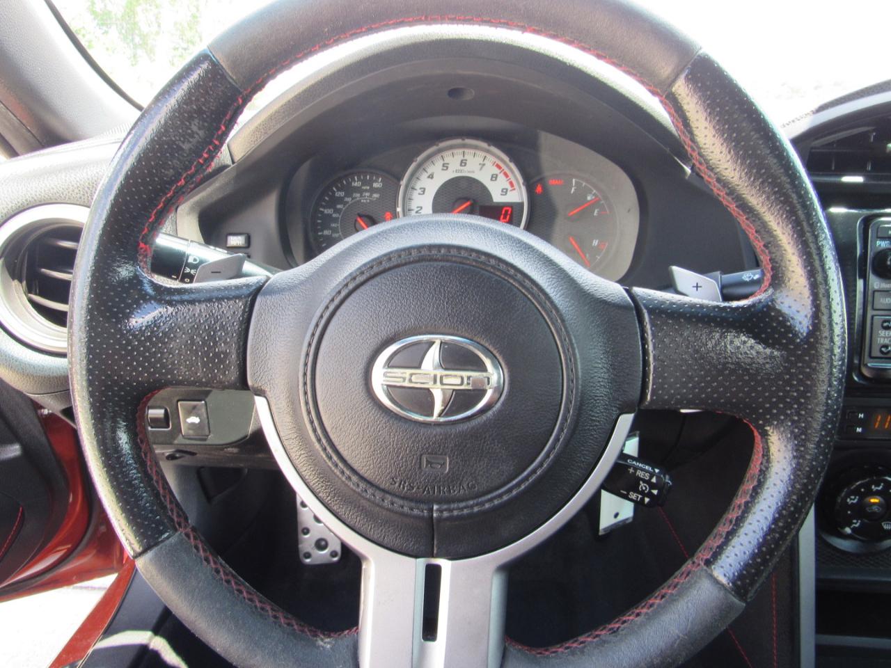 Scion FR-S 2dr Cpe Auto (Natl) 2014