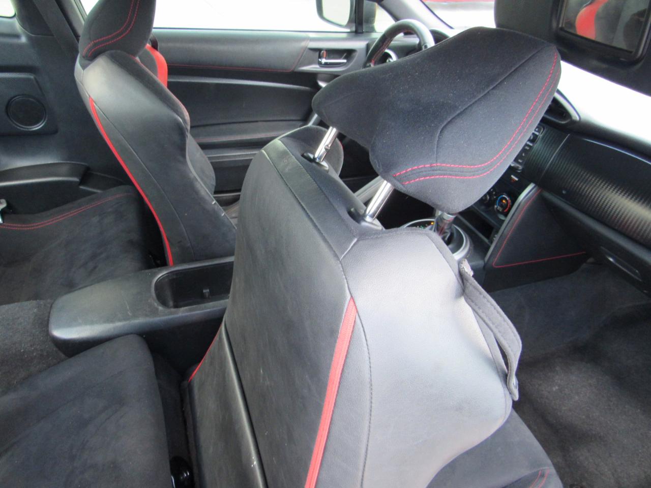 Scion FR-S 2dr Cpe Auto (Natl) 2014