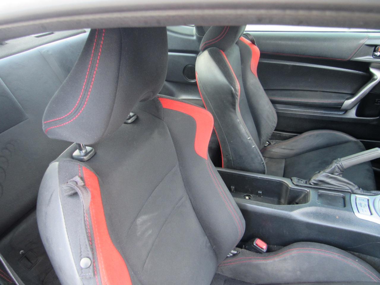 Scion FR-S 2dr Cpe Auto (Natl) 2014