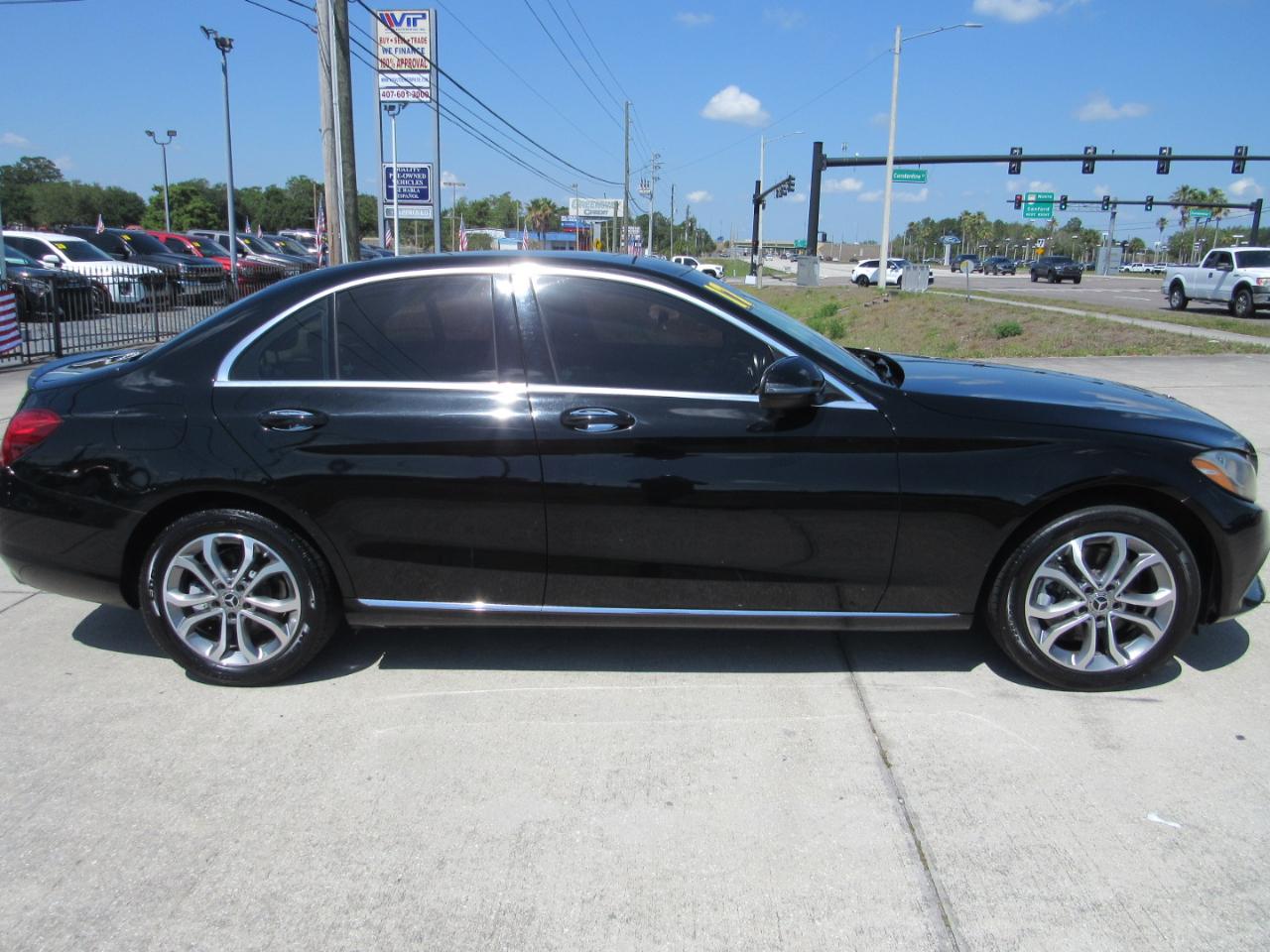 Mercedes-Benz C-Class C 300 4MATIC Sedan 2017