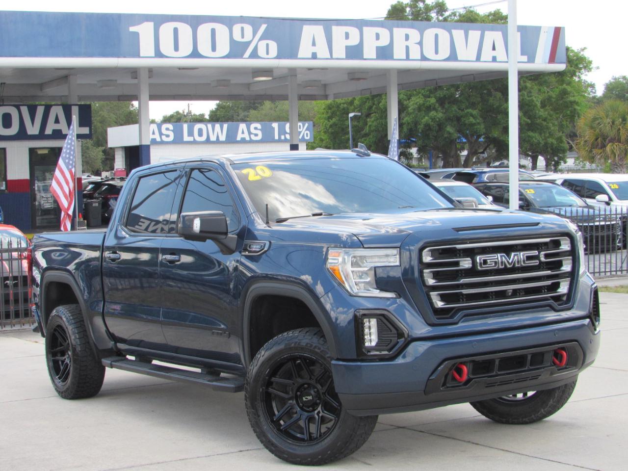 GMC Sierra 1500 4WD Crew Cab 147" AT4 2020