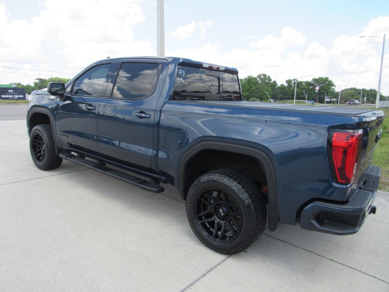 GMC Sierra 1500 4WD Crew Cab 147" AT4 2020