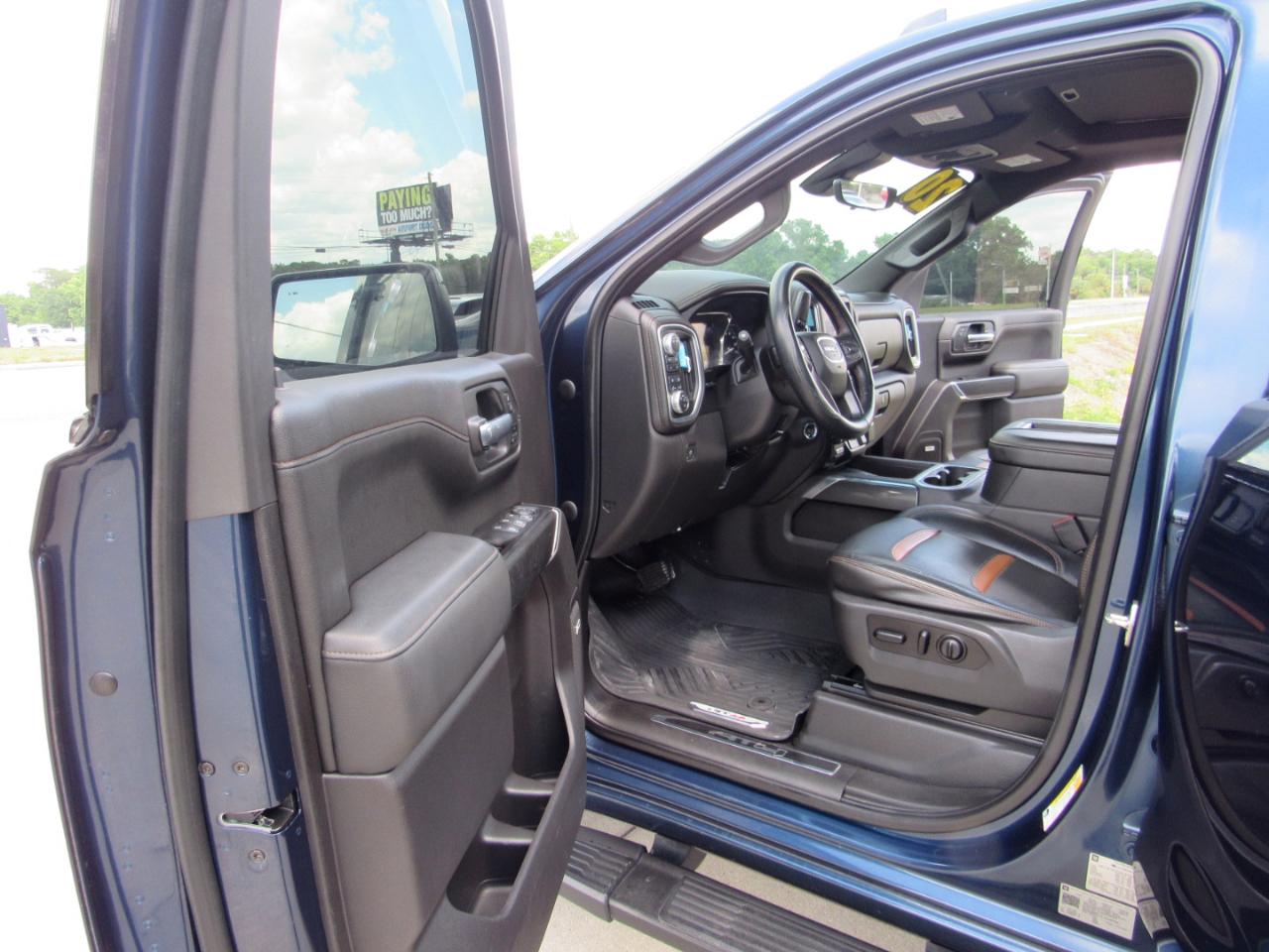 GMC Sierra 1500 4WD Crew Cab 147" AT4 2020