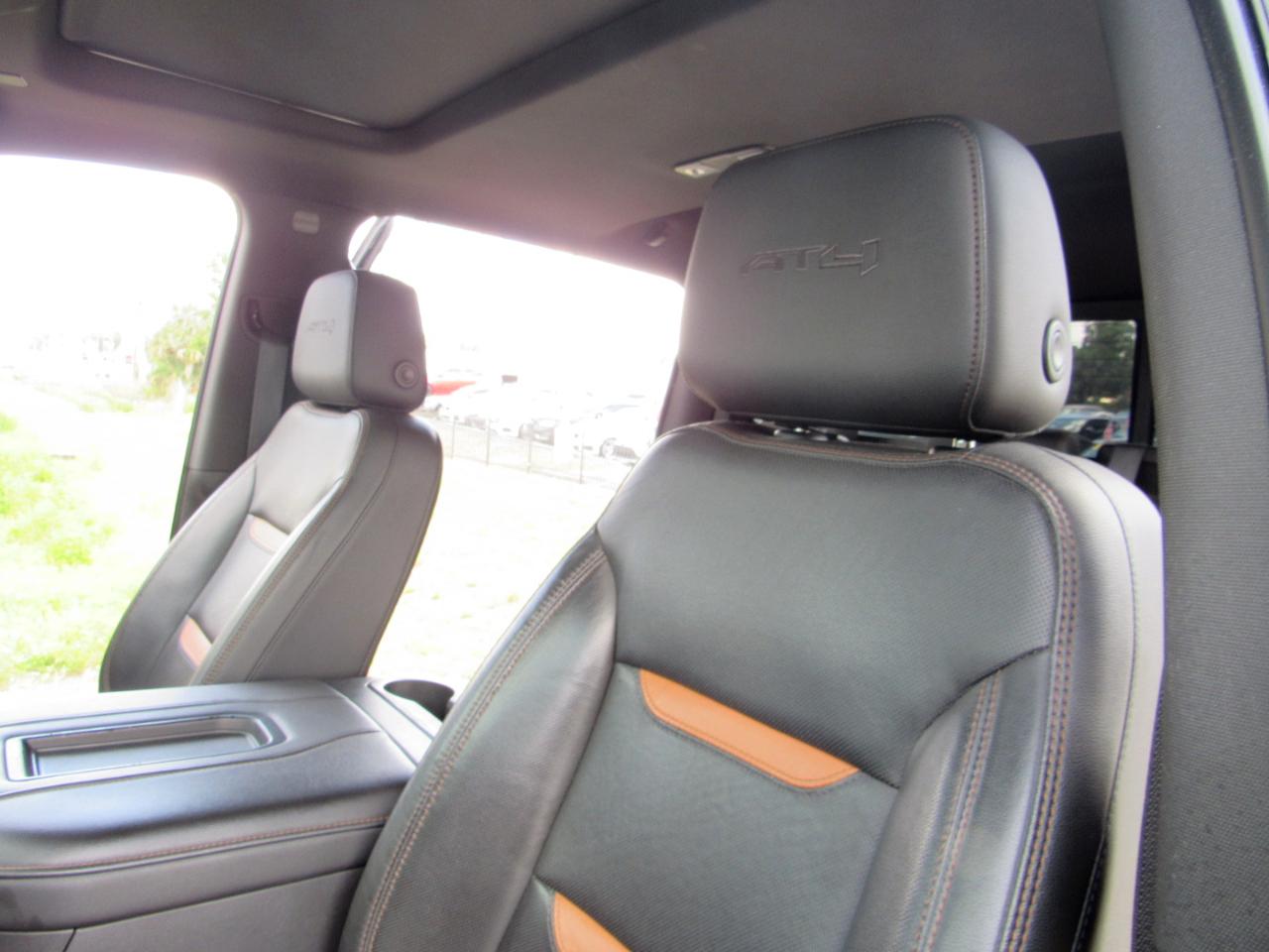 GMC Sierra 1500 4WD Crew Cab 147" AT4 2020