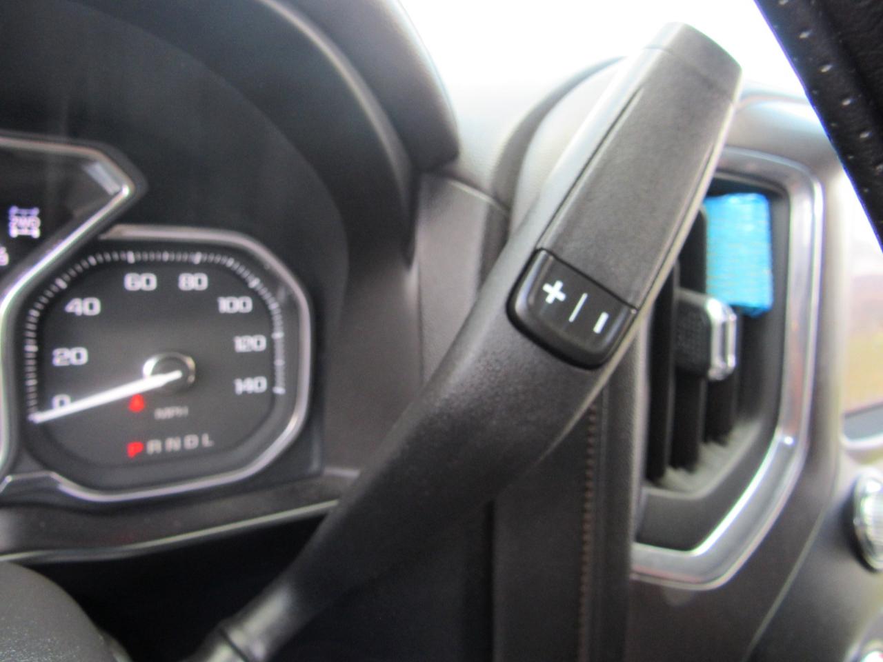 GMC Sierra 1500 4WD Crew Cab 147" AT4 2020