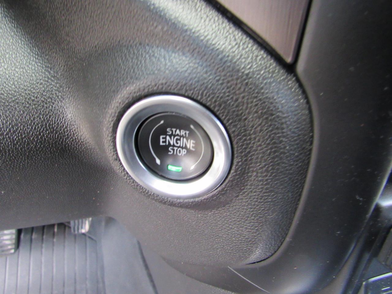 GMC Sierra 1500 4WD Crew Cab 147" AT4 2020