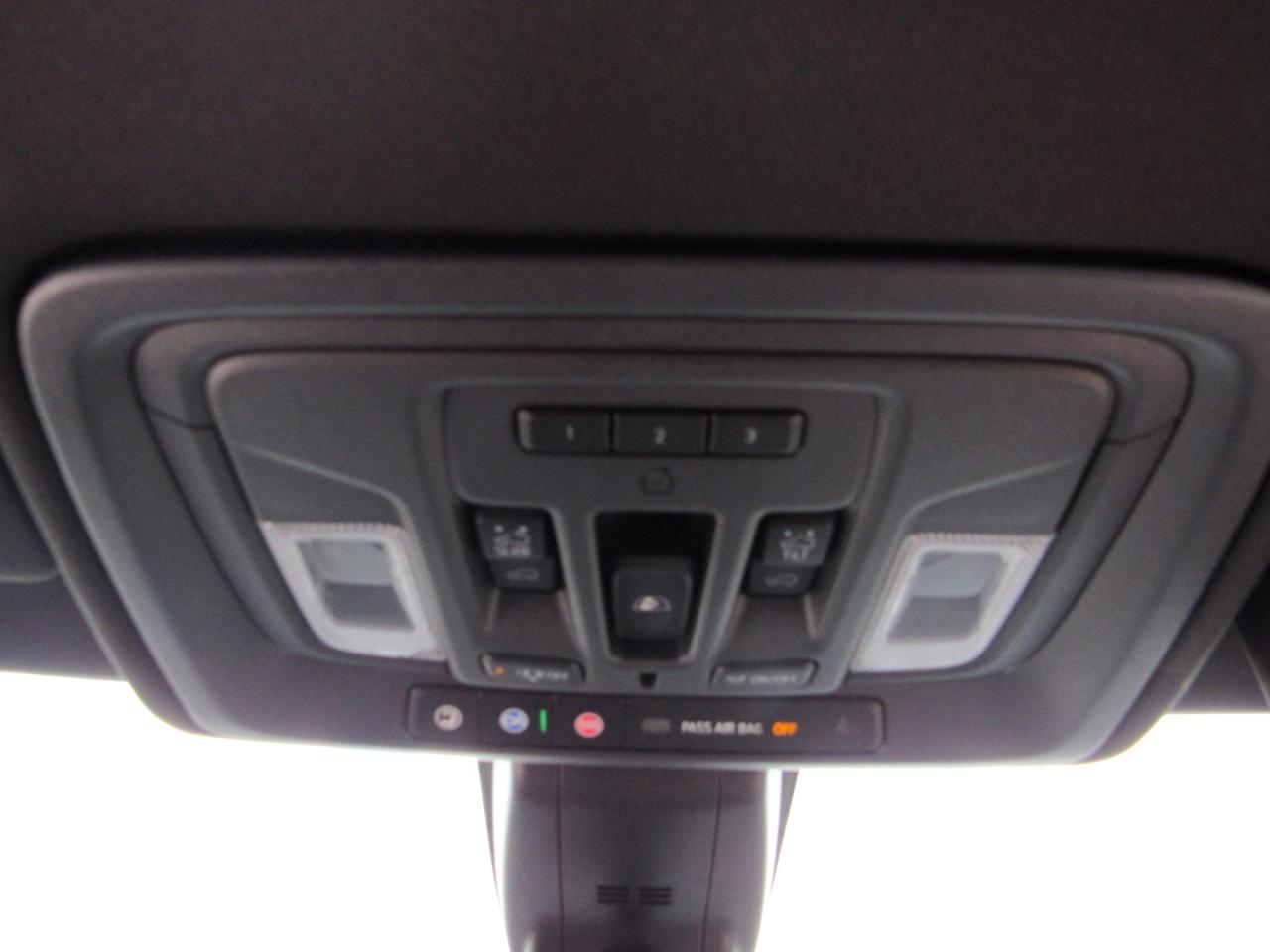 GMC Sierra 1500 4WD Crew Cab 147" AT4 2020