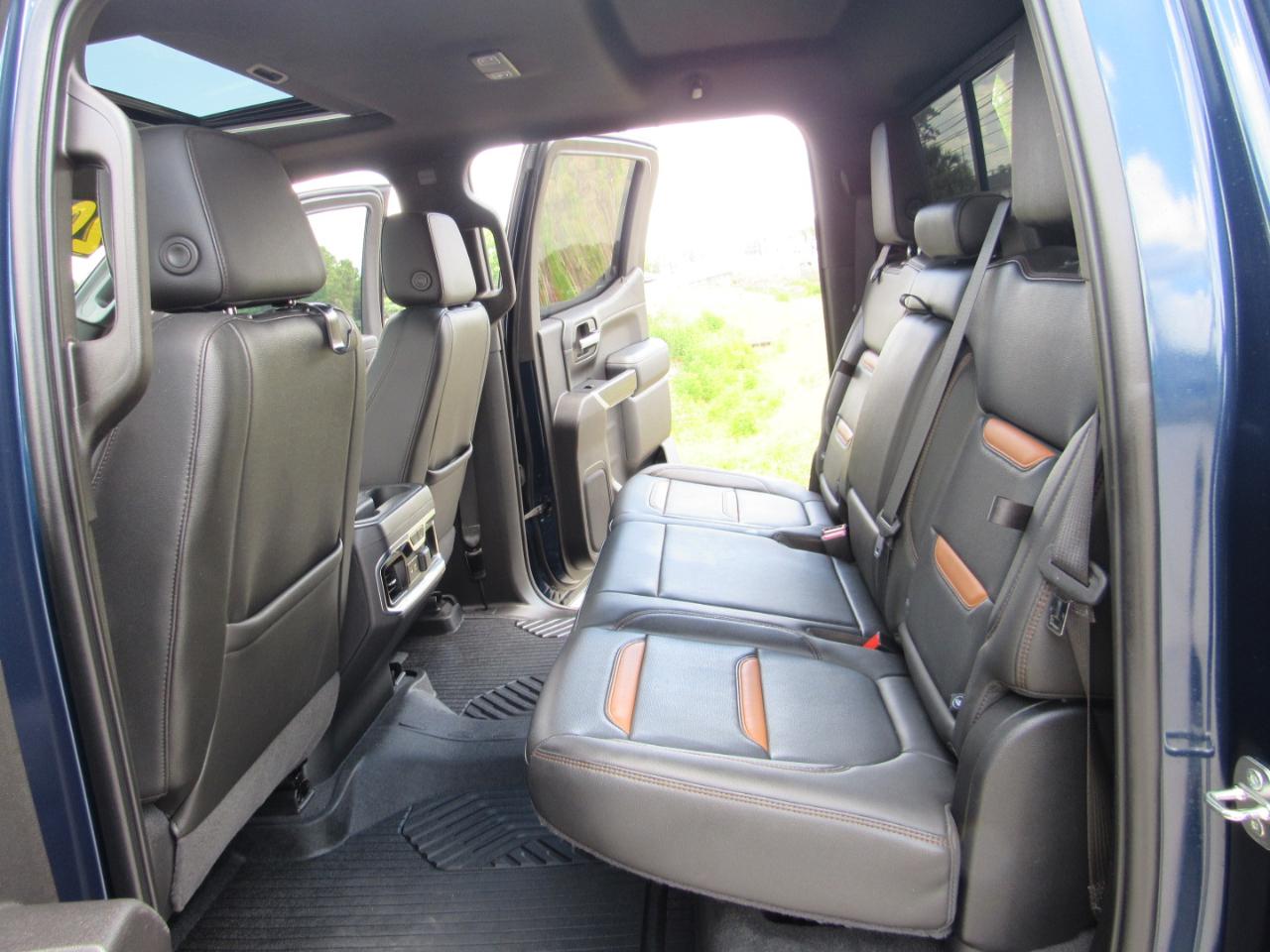 GMC Sierra 1500 4WD Crew Cab 147" AT4 2020