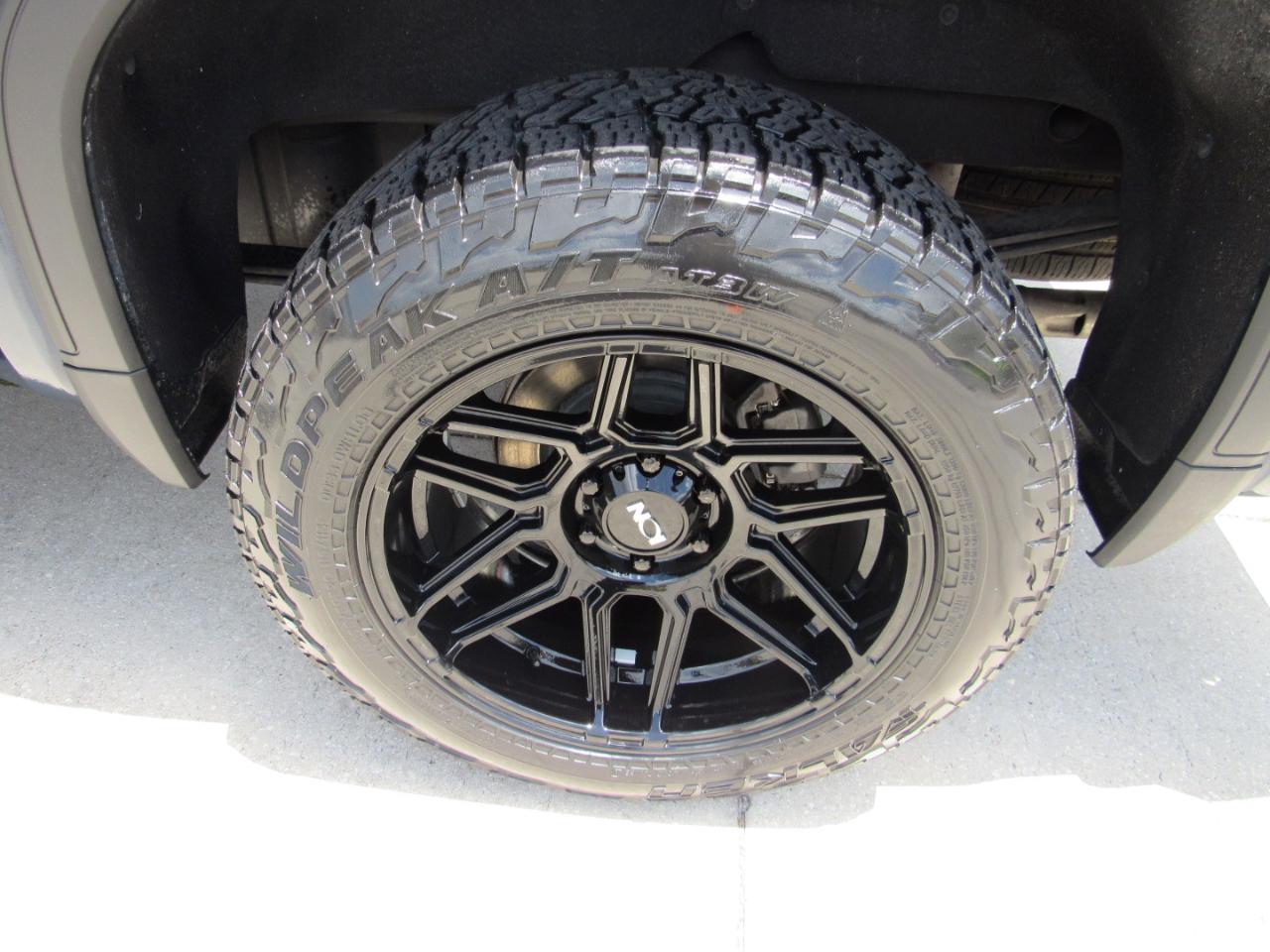 GMC Sierra 1500 4WD Crew Cab 147" AT4 2020