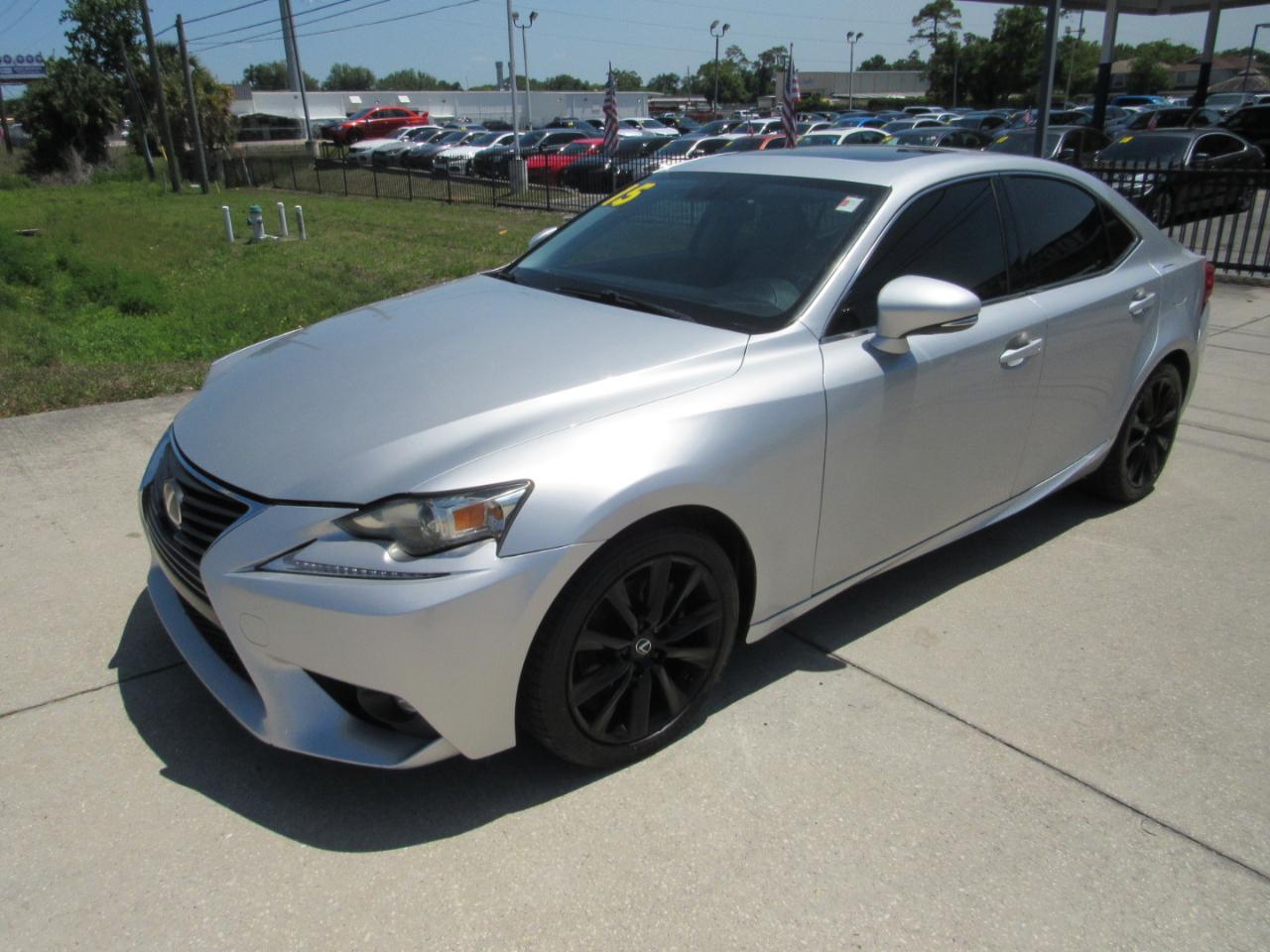 Lexus IS 250 4dr Sport Sdn RWD 2015