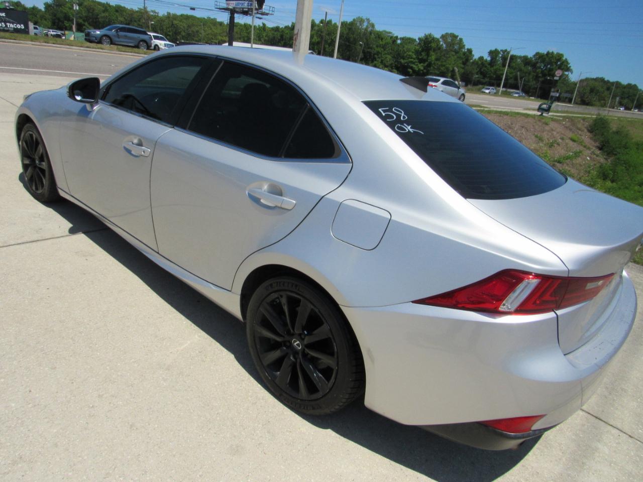 Lexus IS 250 4dr Sport Sdn RWD 2015