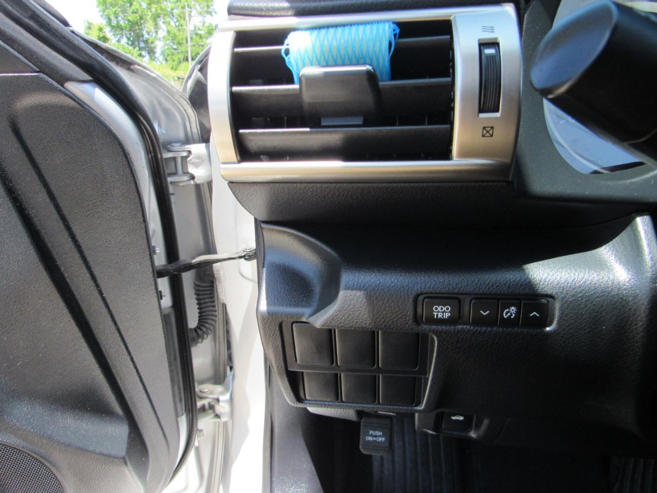 Lexus IS 250 4dr Sport Sdn RWD 2015