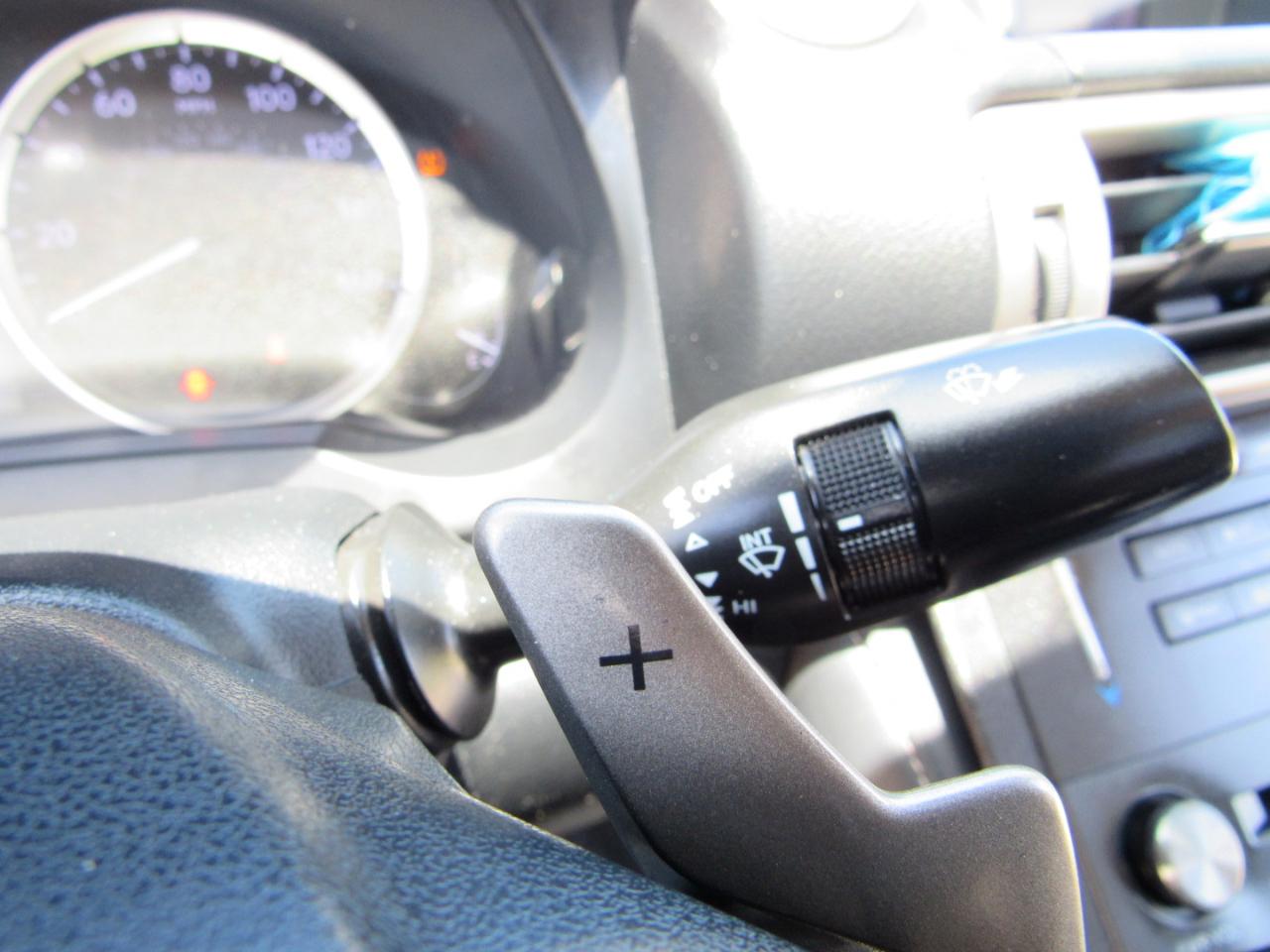 Lexus IS 250 4dr Sport Sdn RWD 2015