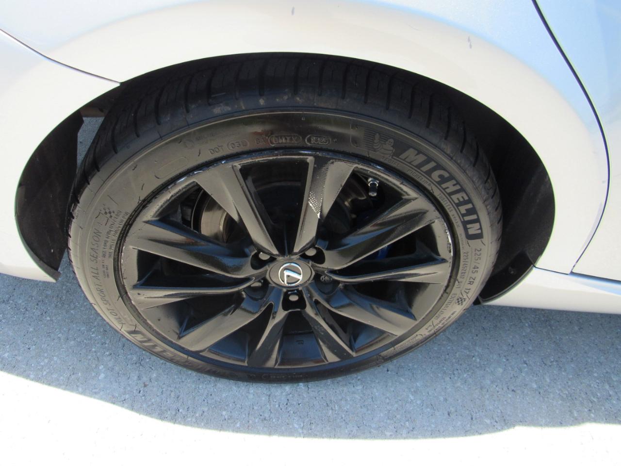 Lexus IS 250 4dr Sport Sdn RWD 2015