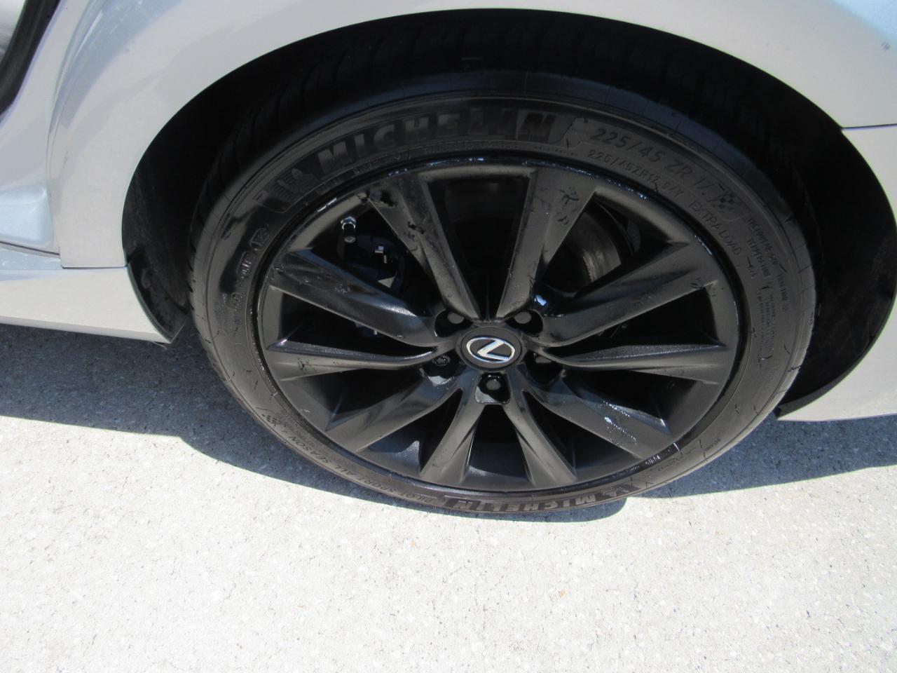 Lexus IS 250 4dr Sport Sdn RWD 2015