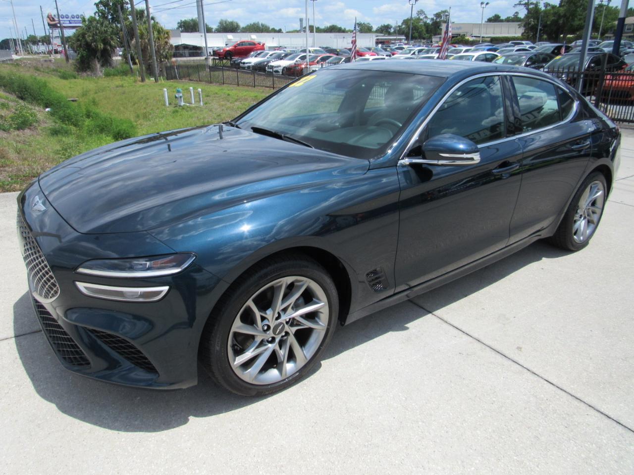 Genesis G70 2.0T RWD 2022