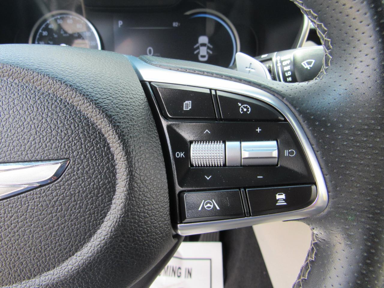 Genesis G70 2.0T RWD 2022