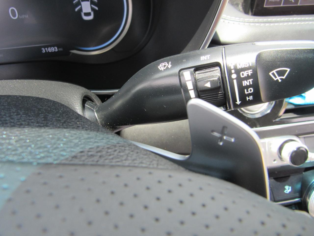 Genesis G70 2.0T RWD 2022