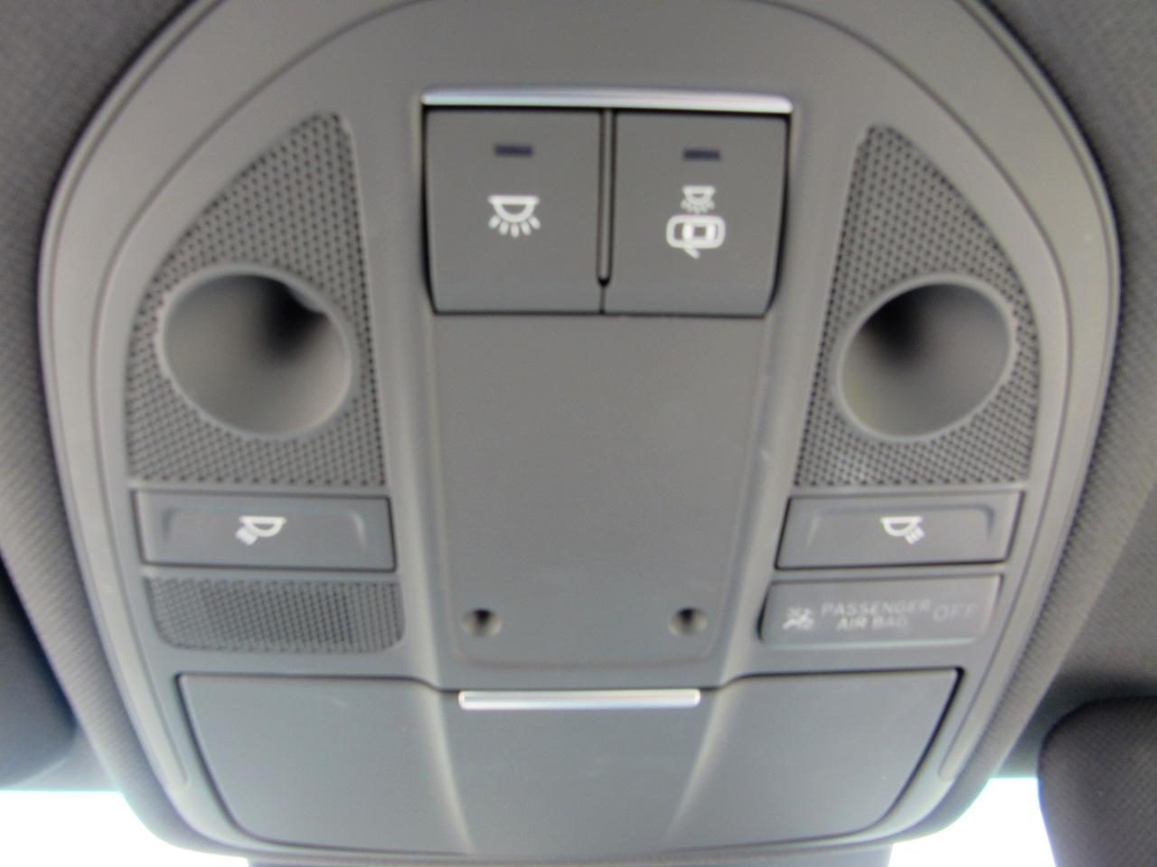 Genesis G70 2.0T RWD 2022