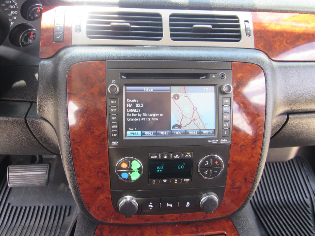 Chevrolet Avalanche 2WD Crew Cab LTZ 2013