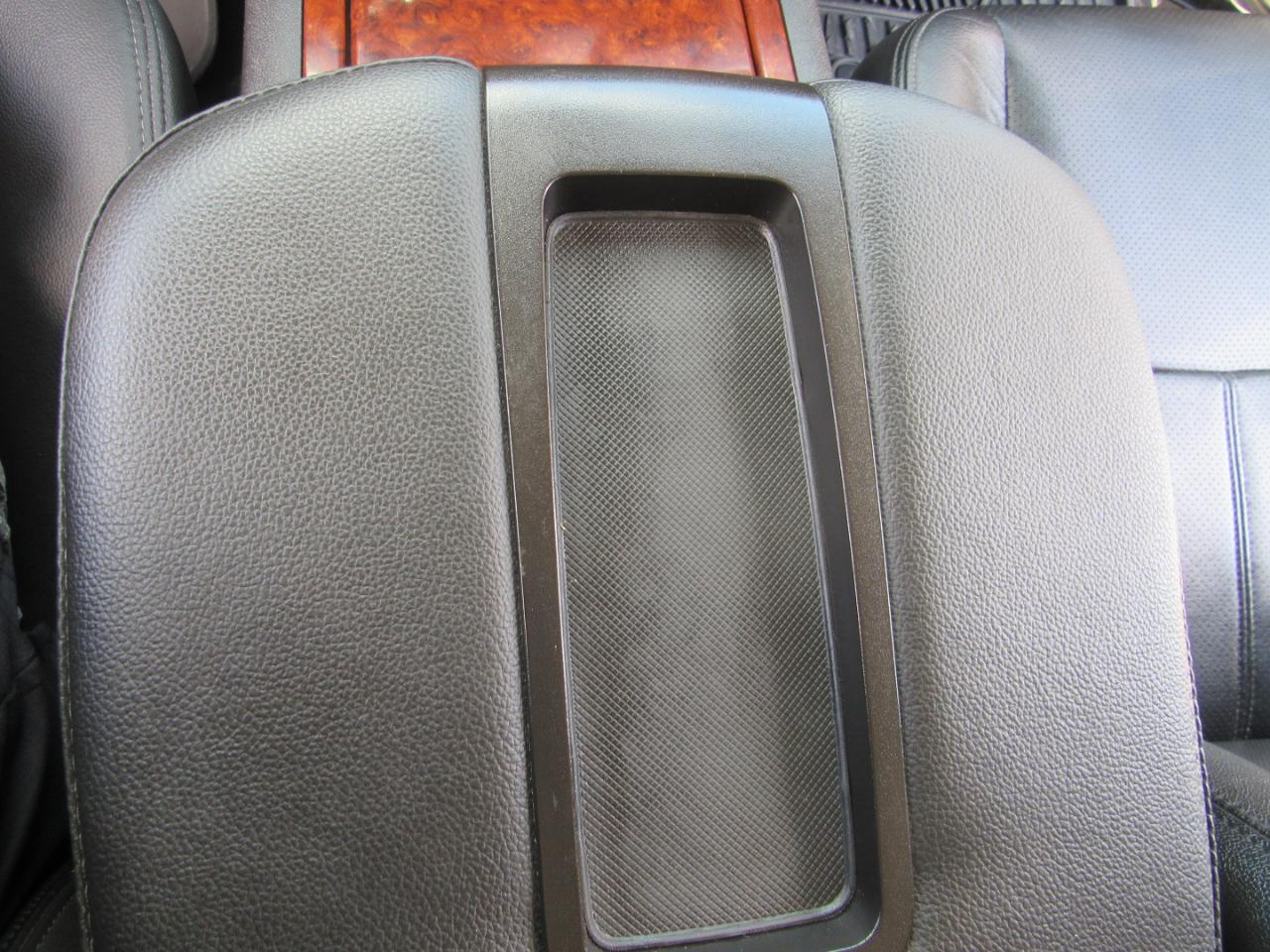 Chevrolet Avalanche 2WD Crew Cab LTZ 2013