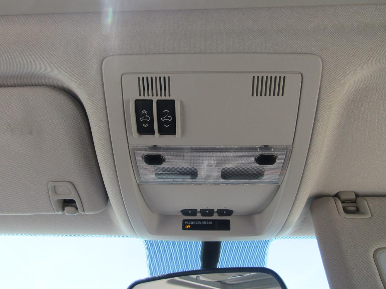Chevrolet Avalanche 2WD Crew Cab LTZ 2013