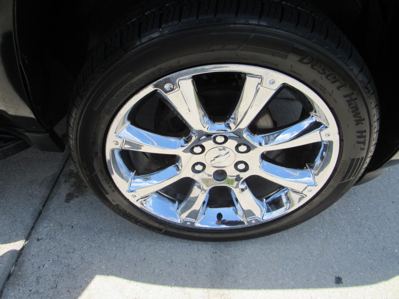 Chevrolet Avalanche 2WD Crew Cab LTZ 2013