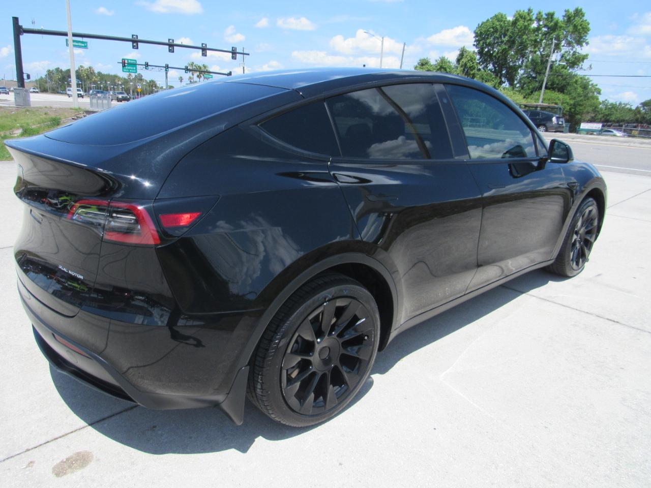 Tesla Model Y Long Range AWD 2021