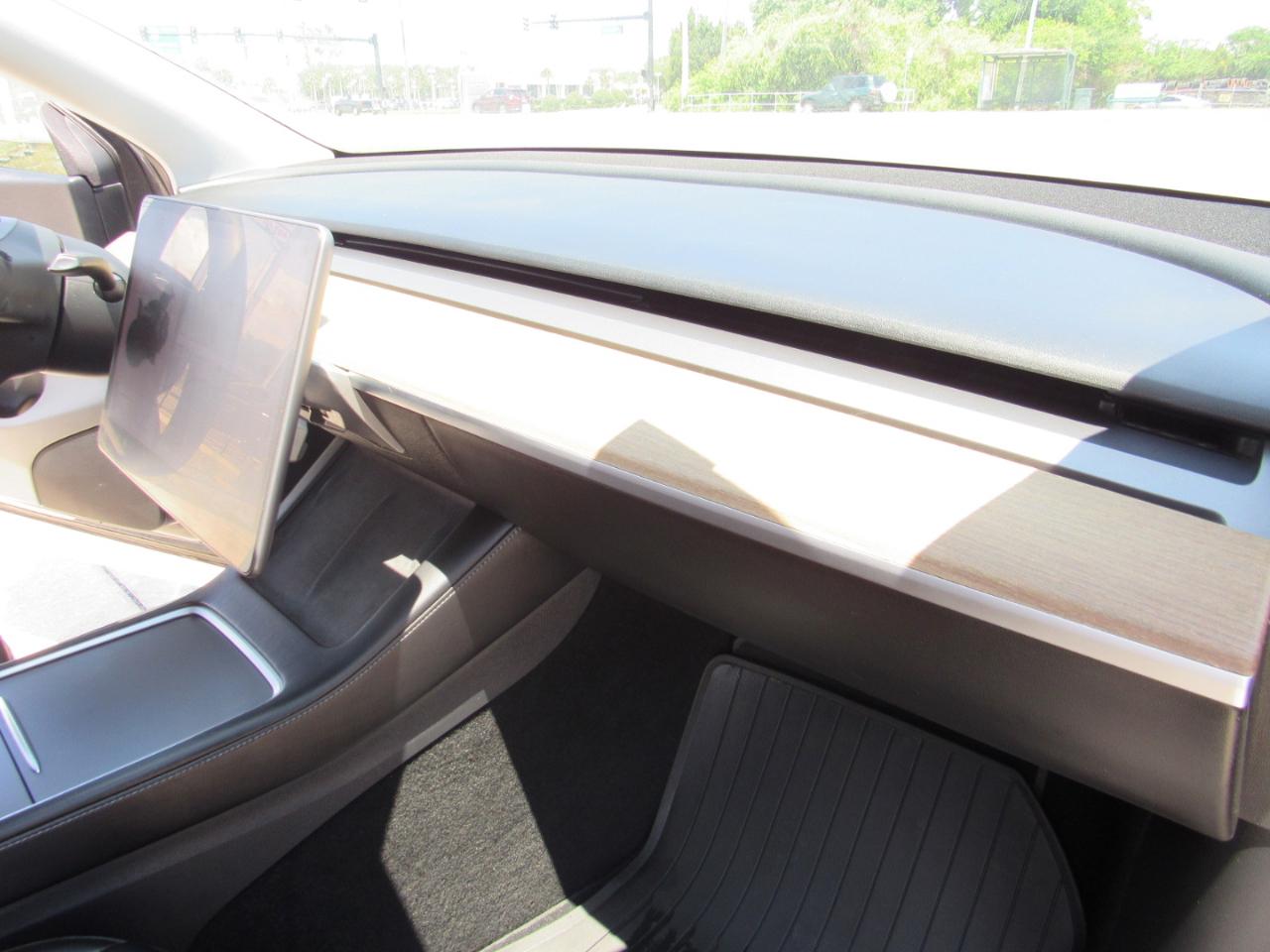 Tesla Model Y Long Range AWD 2021