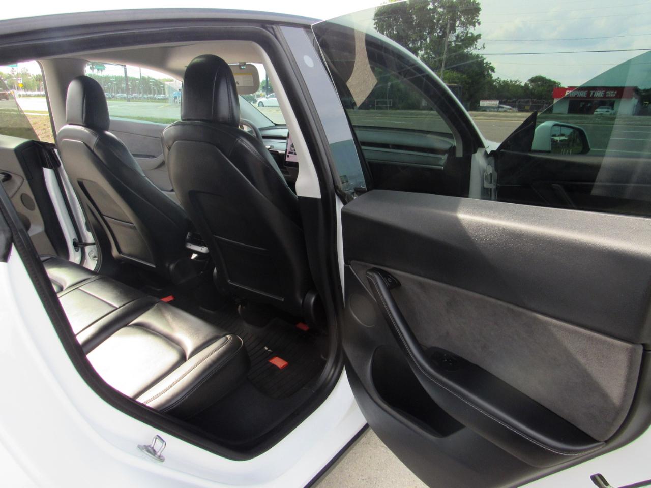 Tesla Model Y Long Range AWD 2021