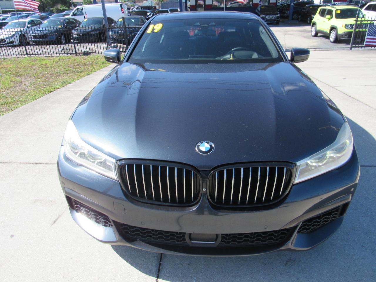 BMW 7 Series 750i Sedan 2019