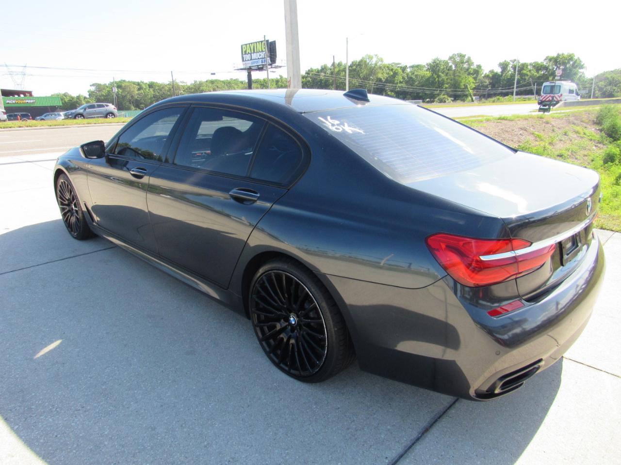 BMW 7 Series 750i Sedan 2019