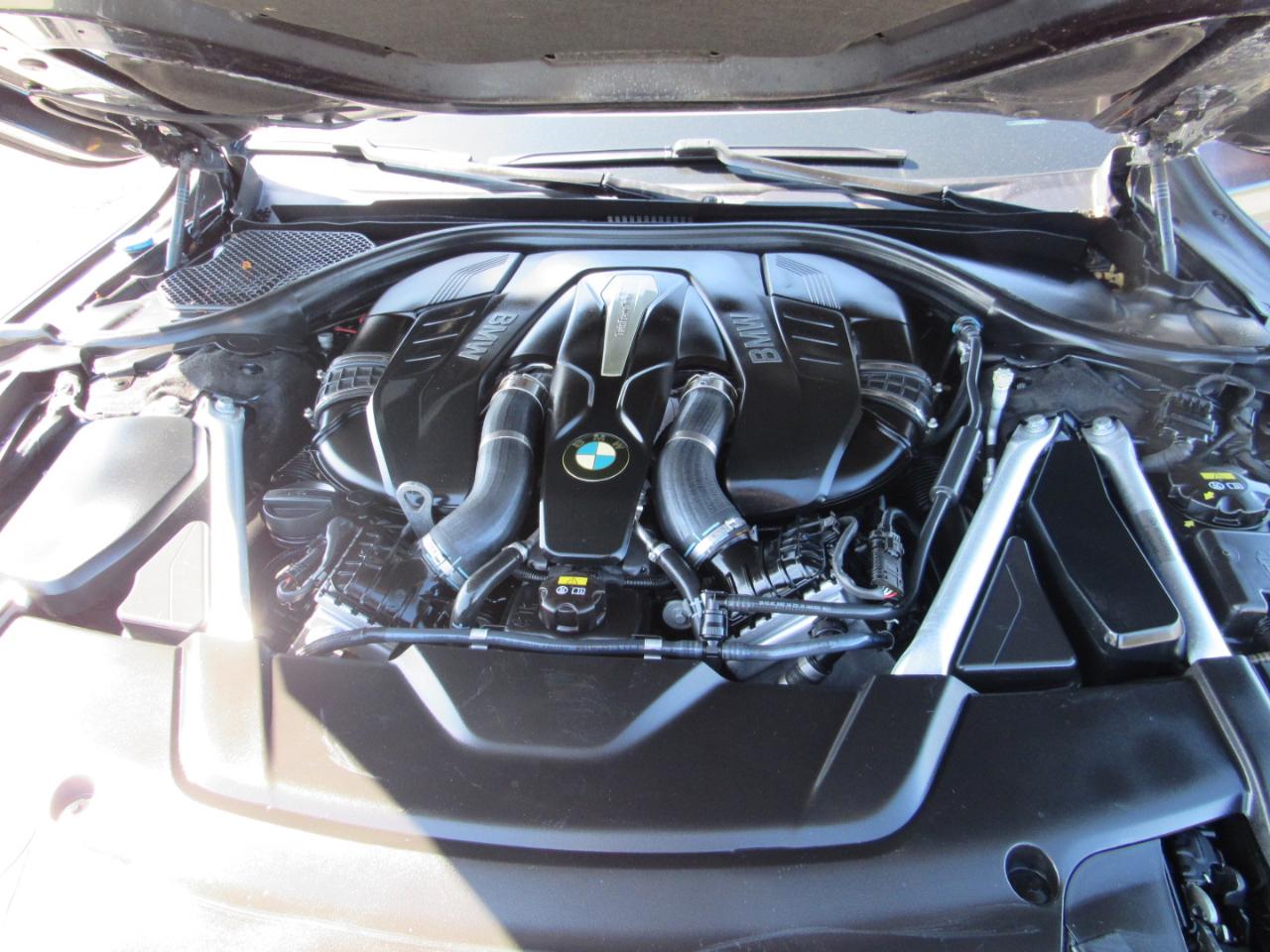 BMW 7 Series 750i Sedan 2019