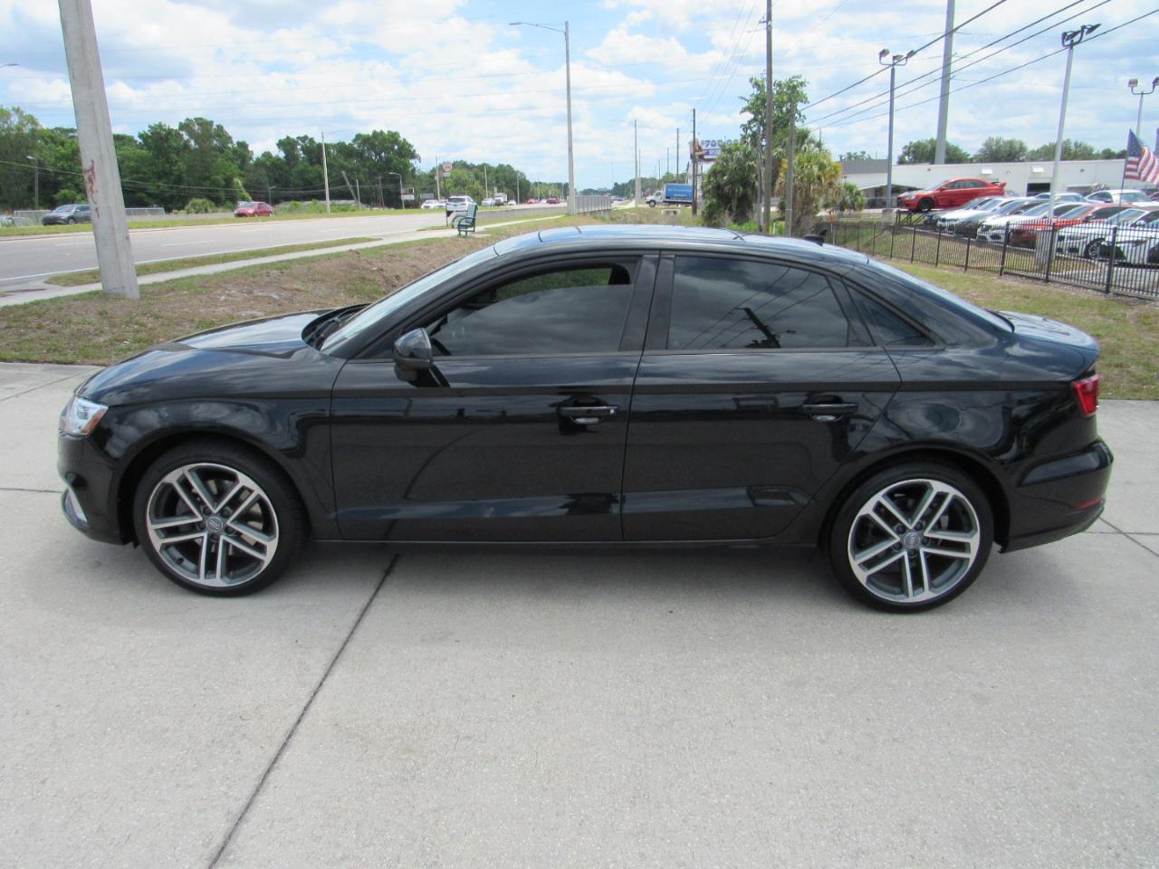 Audi A3 Sedan 2.0 TFSI Tech Premium FWD 2018