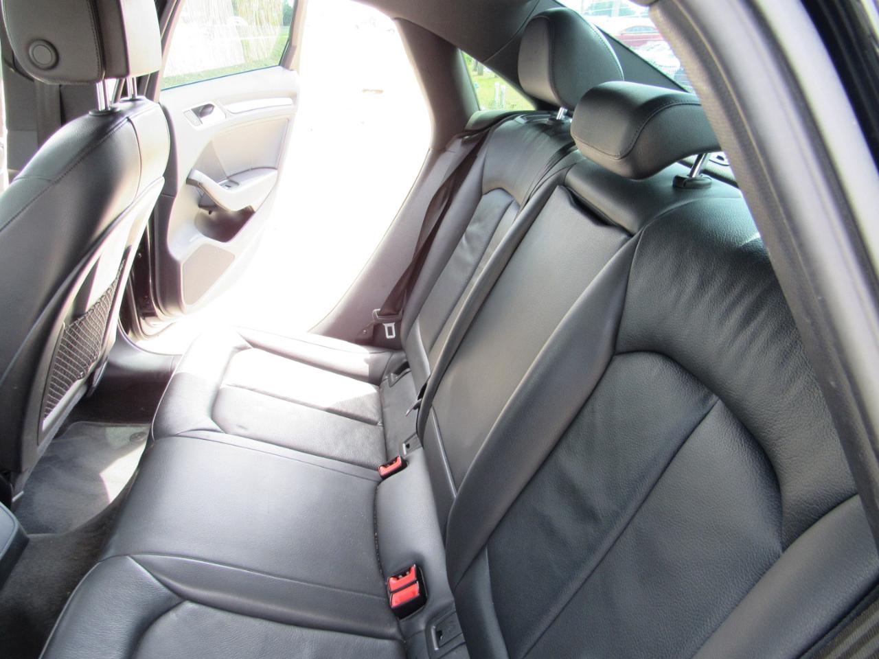 Audi A3 Sedan 2.0 TFSI Tech Premium FWD 2018