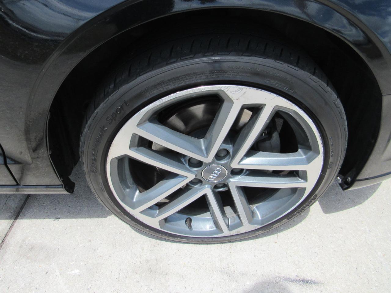 Audi A3 Sedan 2.0 TFSI Tech Premium FWD 2018