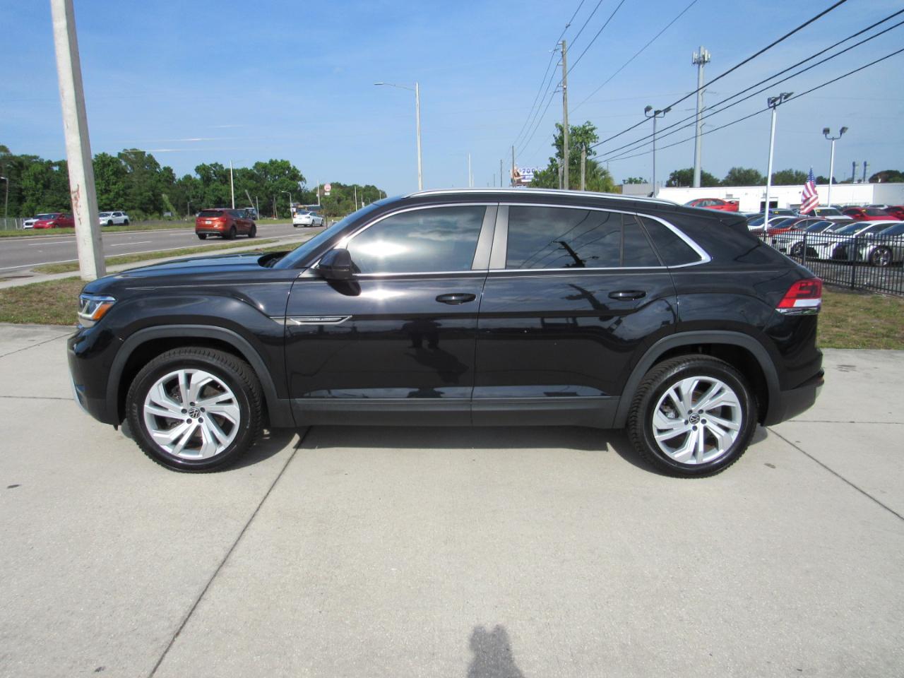 Volkswagen Atlas Cross Sport 3.6L V6 SEL FWD 2020