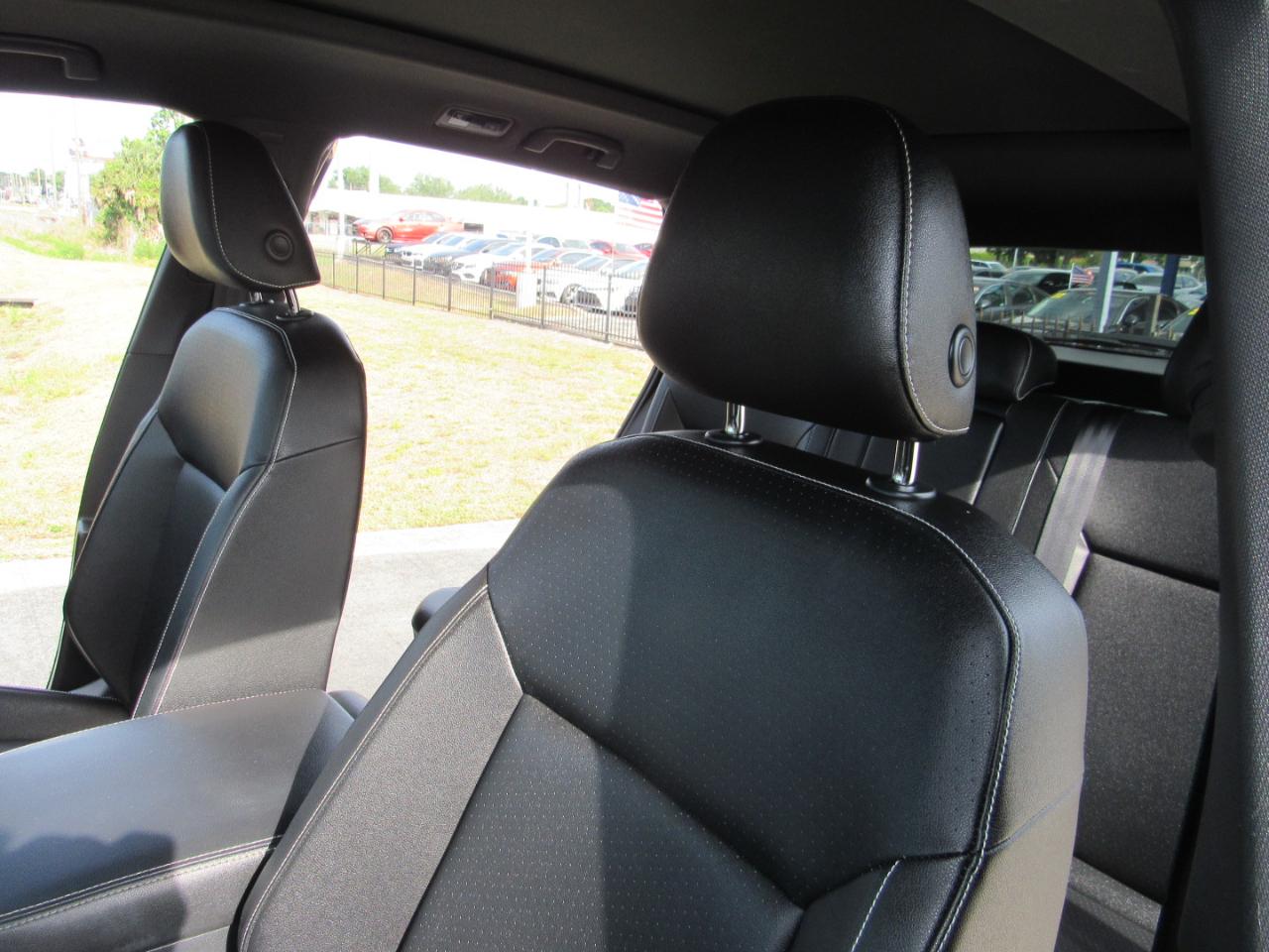 Volkswagen Atlas Cross Sport 3.6L V6 SEL FWD 2020