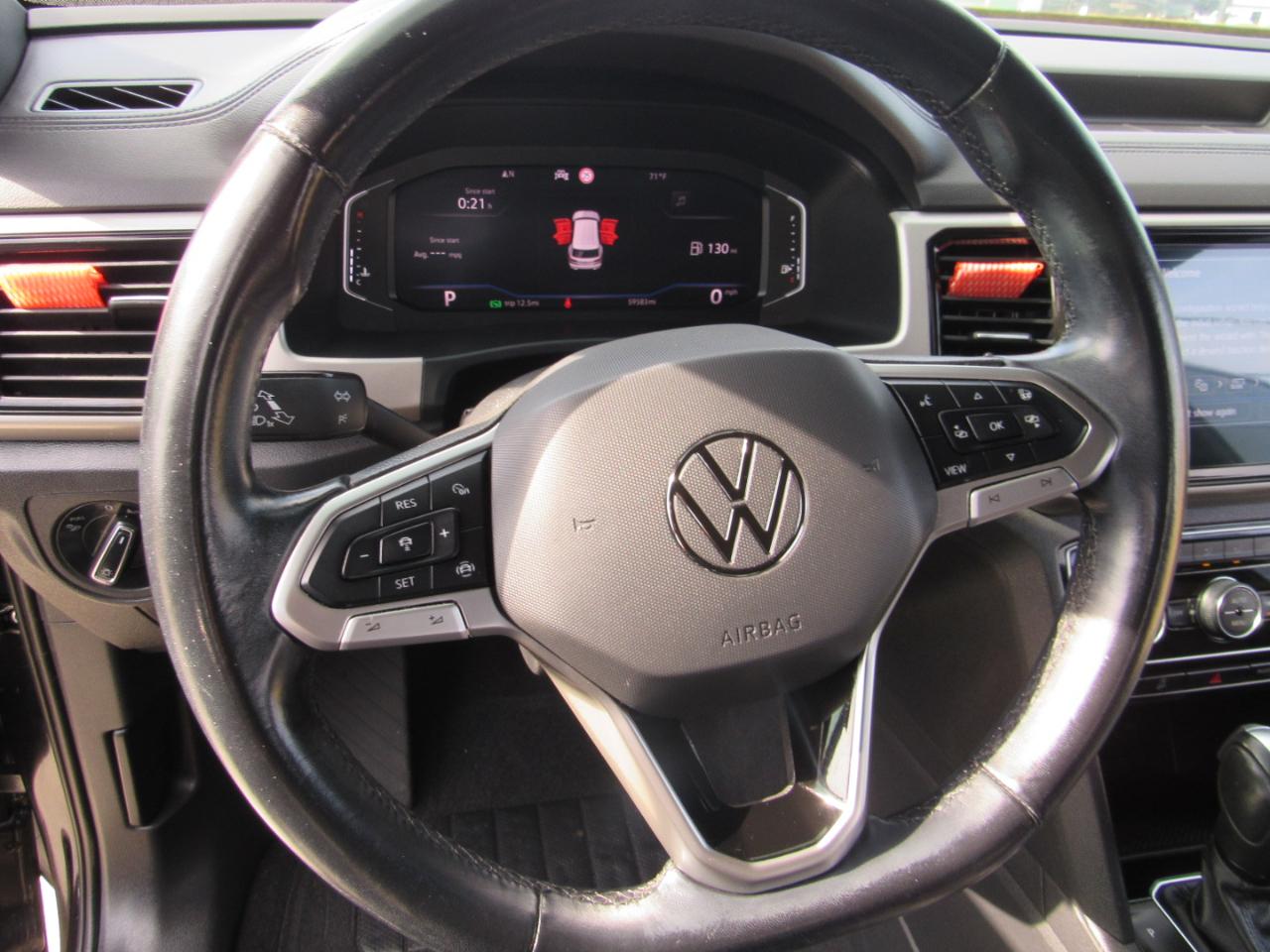Volkswagen Atlas Cross Sport 3.6L V6 SEL FWD 2020