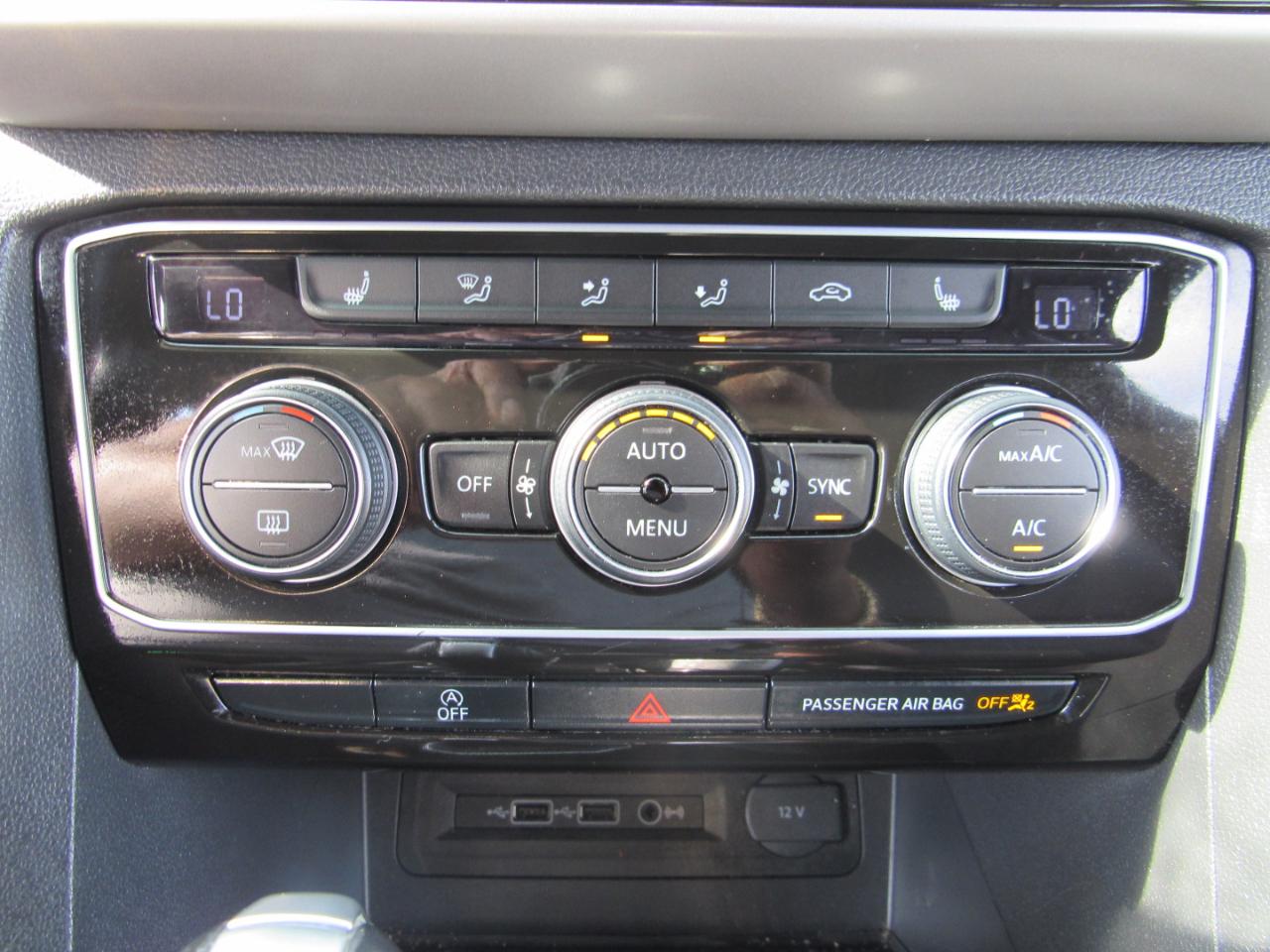 Volkswagen Atlas Cross Sport 3.6L V6 SEL FWD 2020
