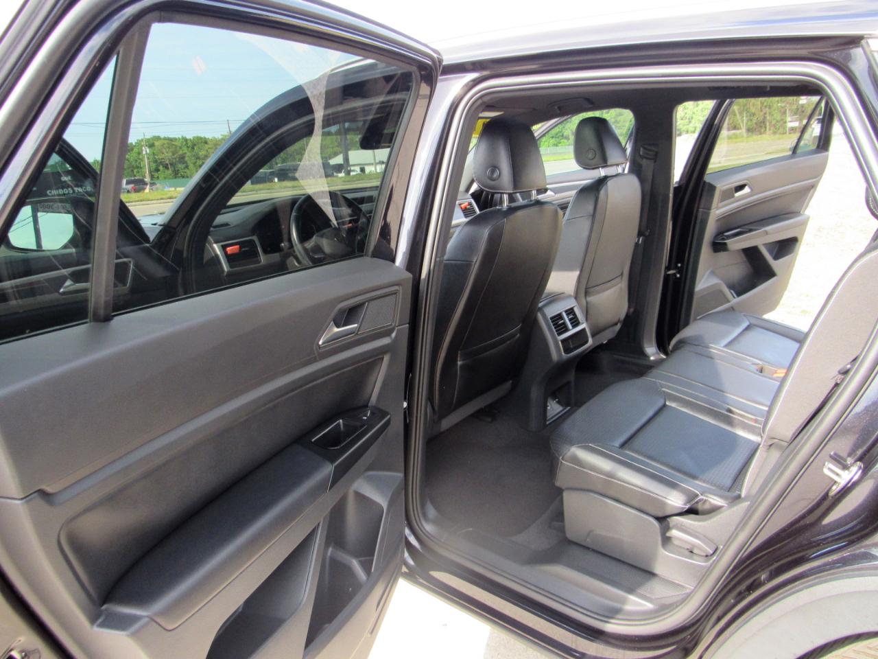 Volkswagen Atlas Cross Sport 3.6L V6 SEL FWD 2020