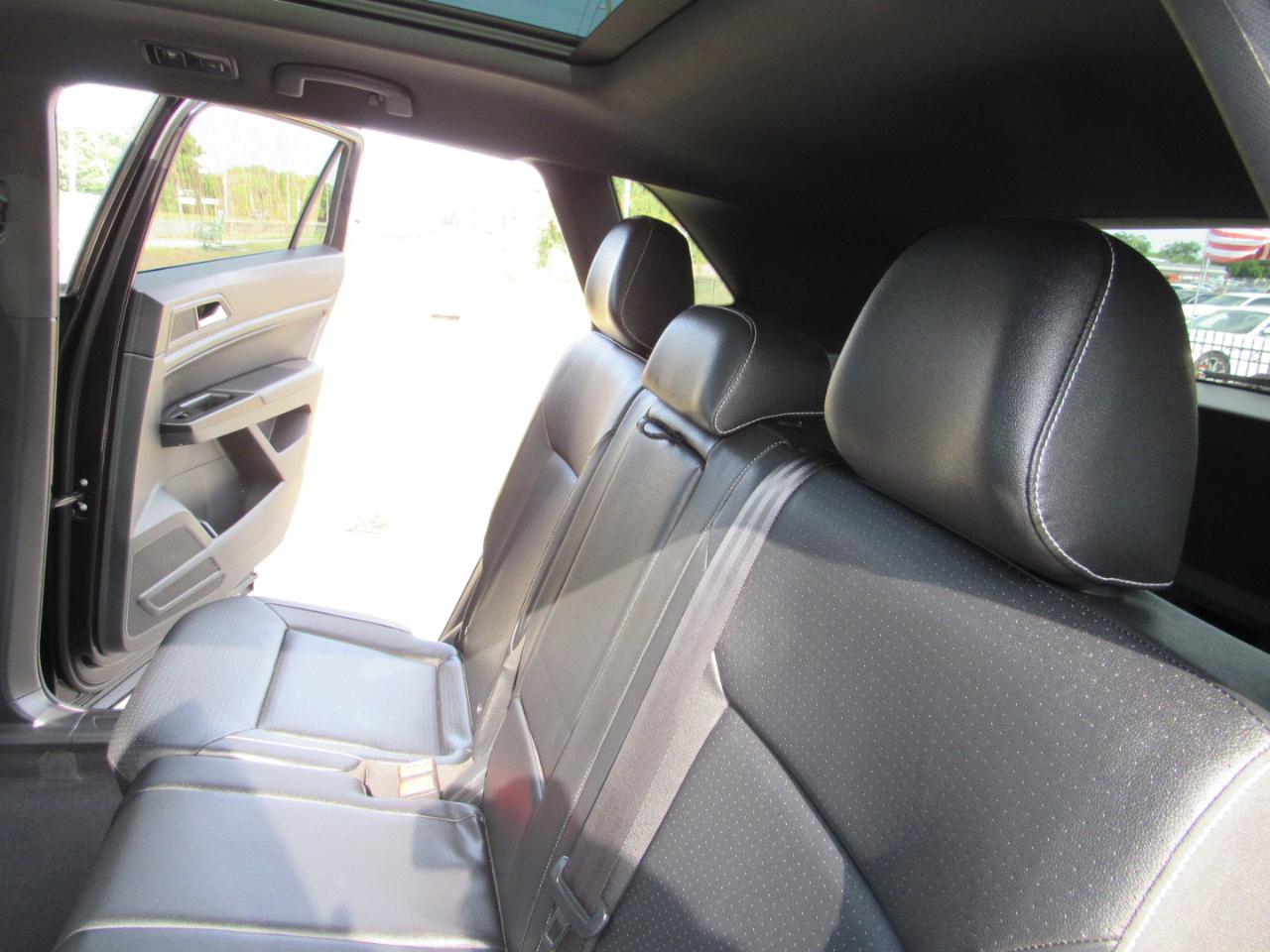 Volkswagen Atlas Cross Sport 3.6L V6 SEL FWD 2020