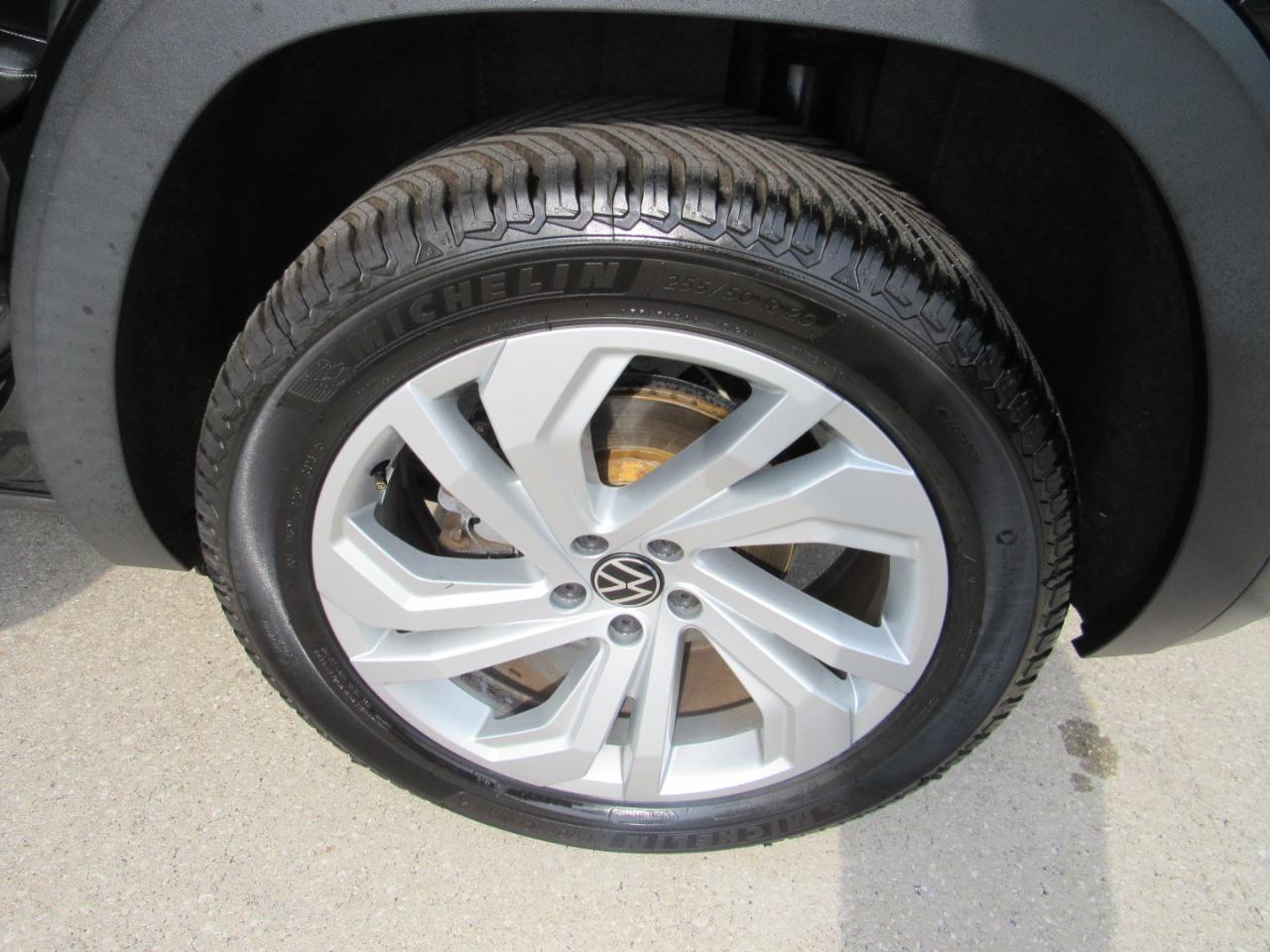 Volkswagen Atlas Cross Sport 3.6L V6 SEL FWD 2020