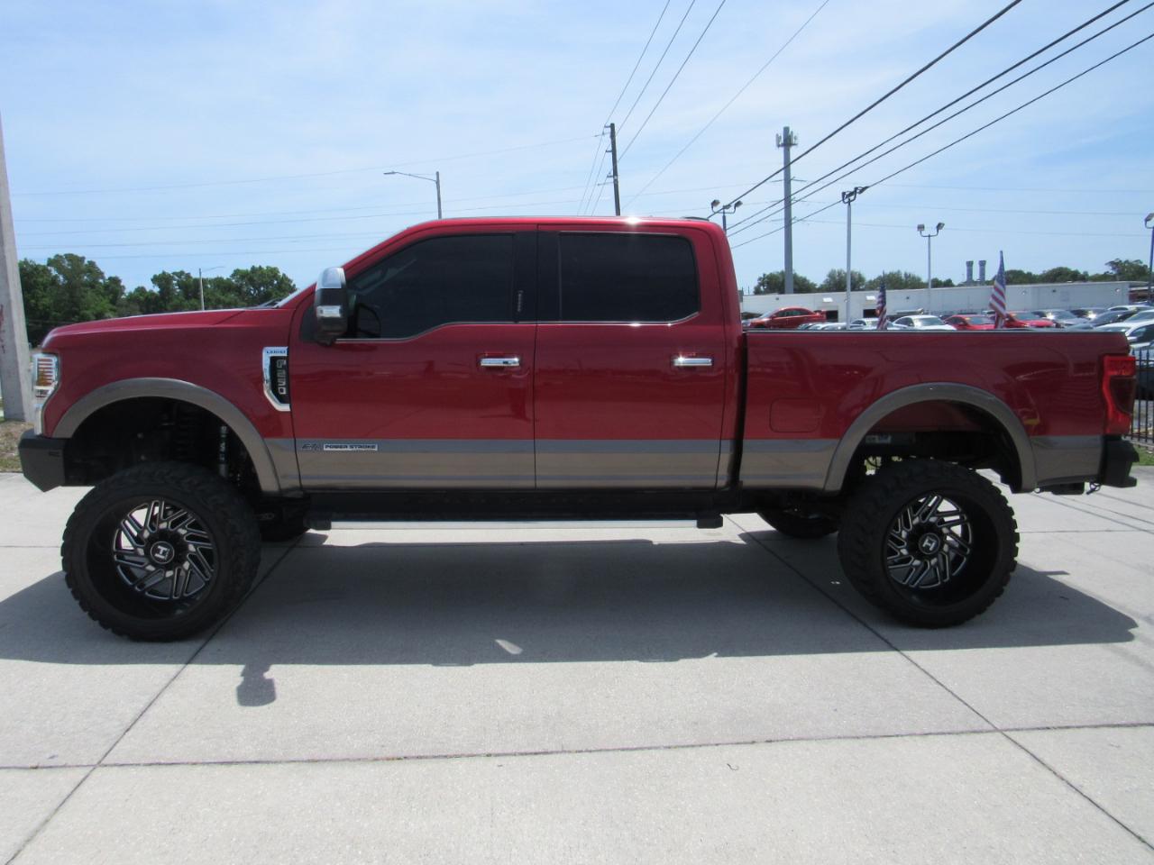 Ford Super Duty F-250 SRW Lariat 4WD Crew Cab 8' Box 2021